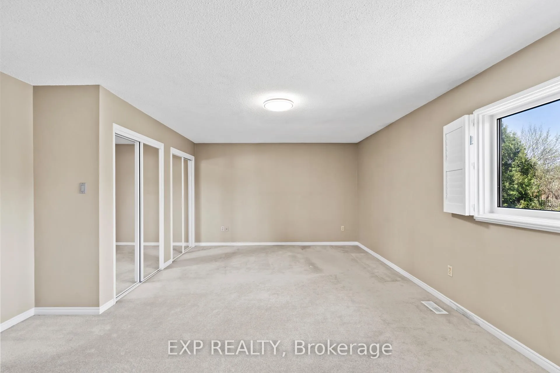 Photo 22 of 1 Alexis Road, Markham, Thornlea — HOMEH
