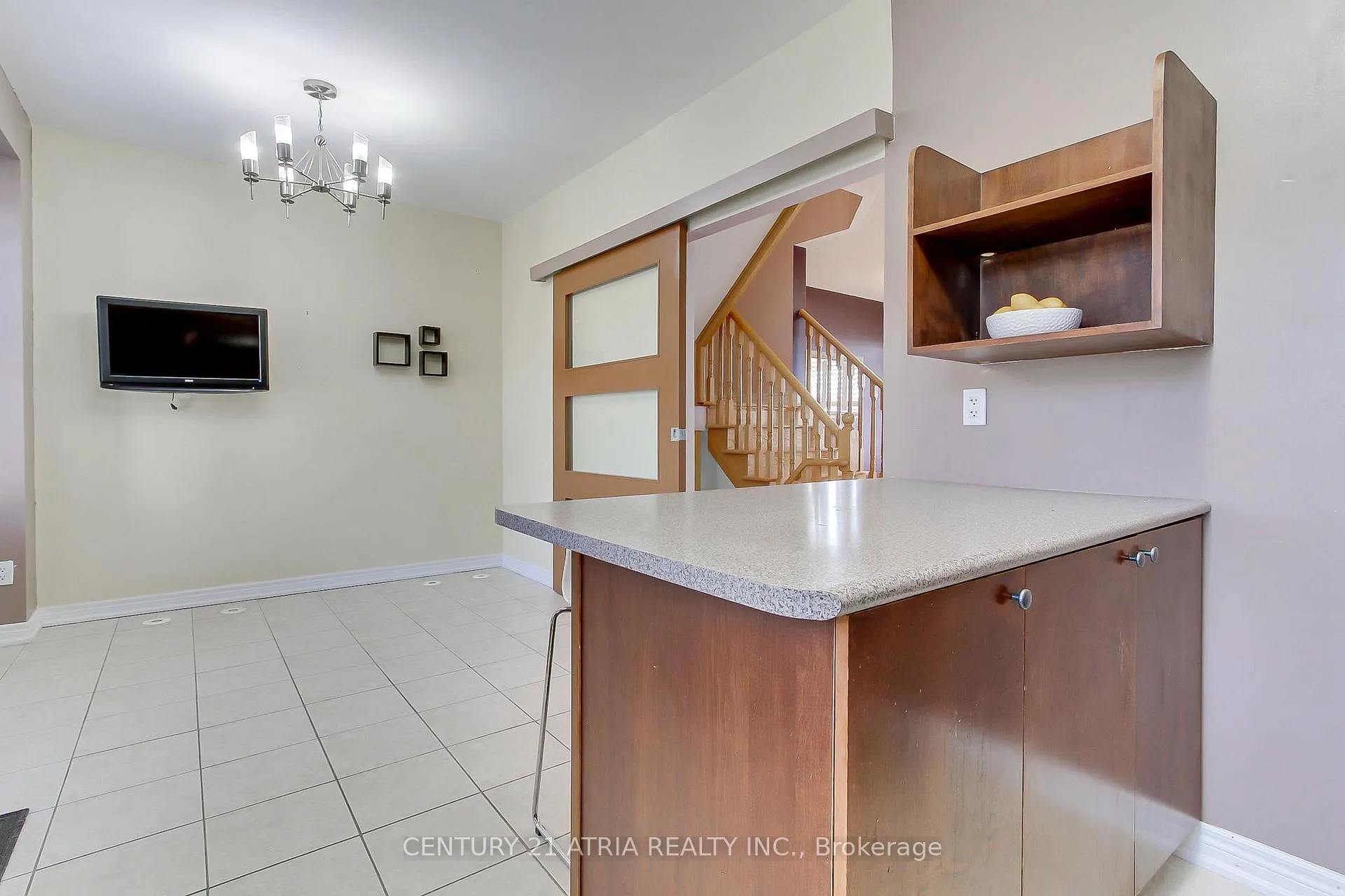 Photo 10 of 163 Zokol Drive, Aurora, Bayview Northeast — HOMEH