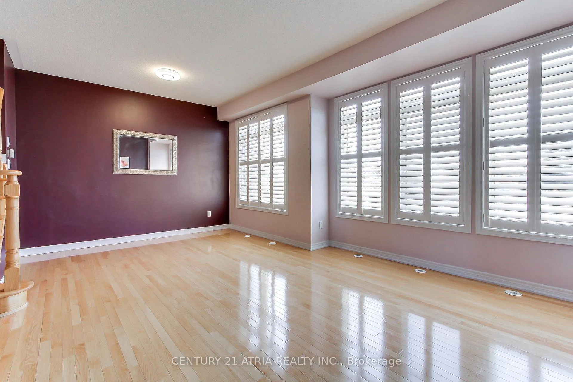 Photo 13 of 163 Zokol Drive, Aurora, Bayview Northeast — HOMEH