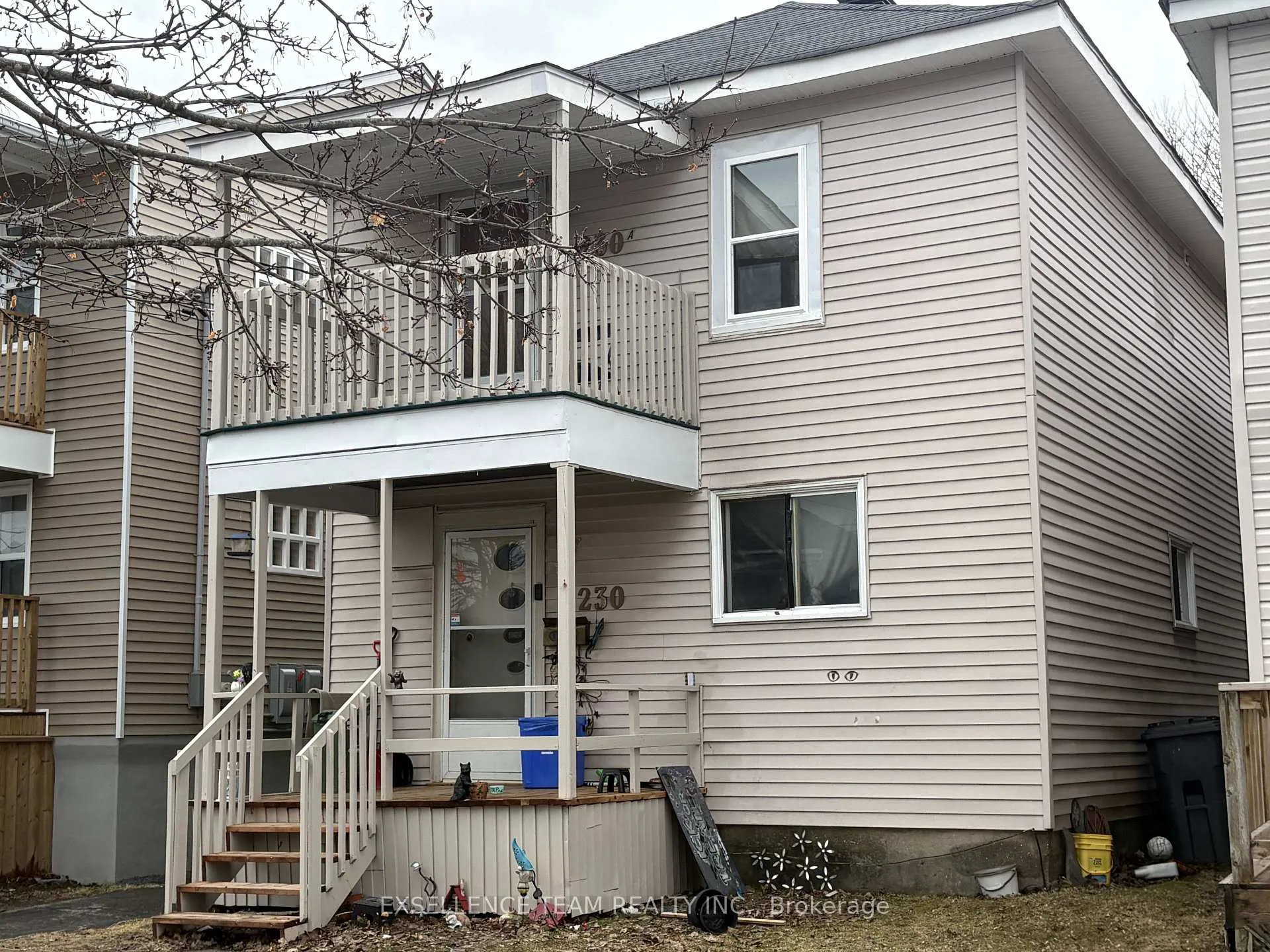 Photo 1 of 230-230A Carleton Street W, Cornwall — HOMEH