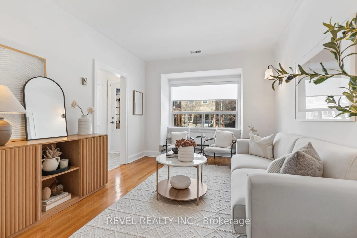 Photo 4 of 190 Manning Avenue, Toronto, Trinity-Bellwoods — HOMEH