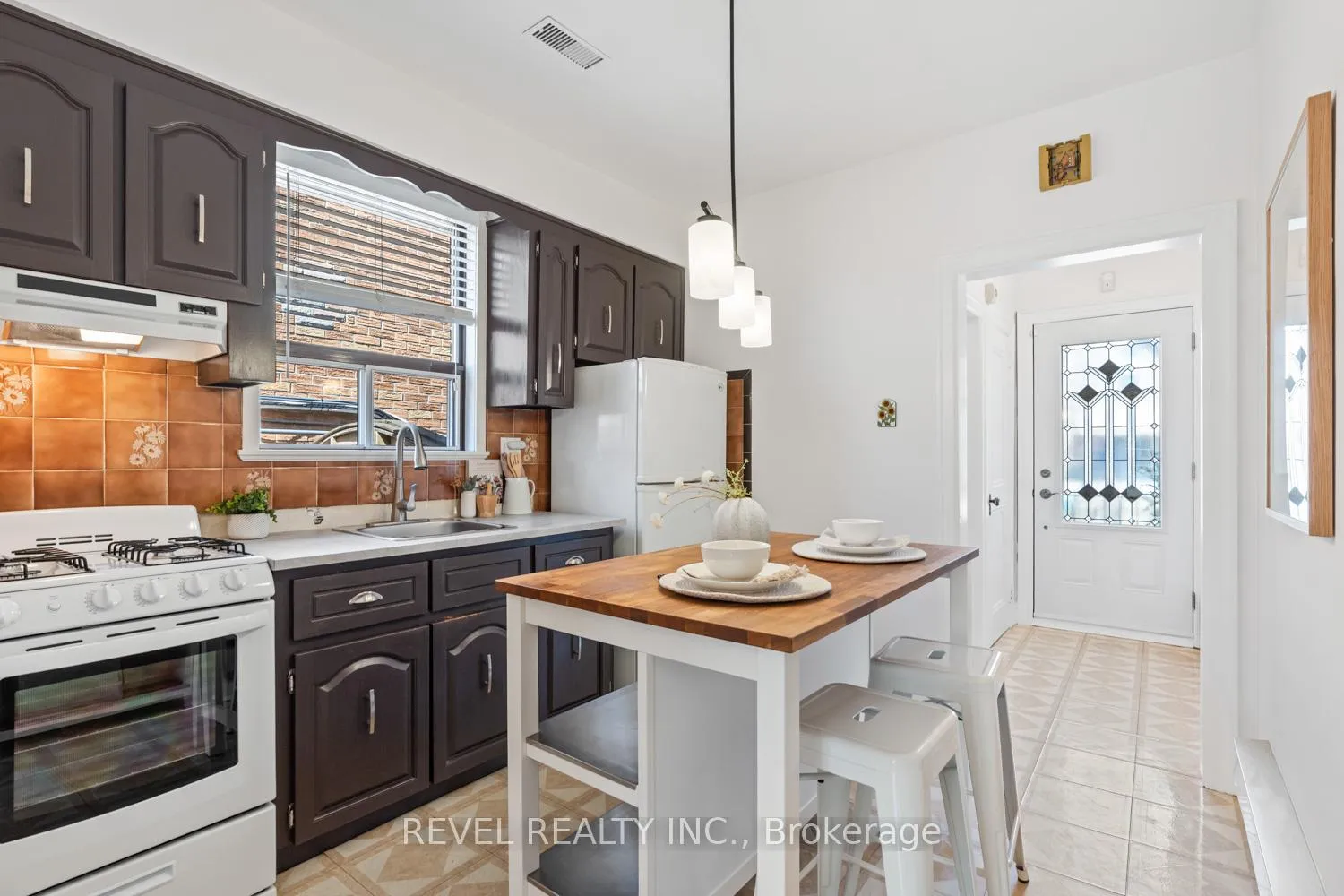 Photo 9 of 190 Manning Avenue, Toronto, Trinity-Bellwoods — HOMEH
