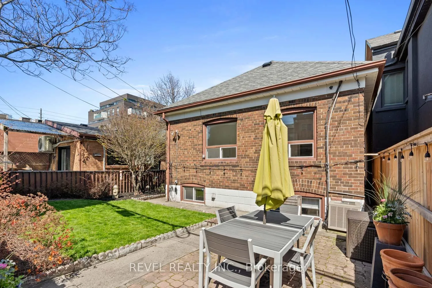 Photo 35 of 190 Manning Avenue, Toronto, Trinity-Bellwoods — HOMEH