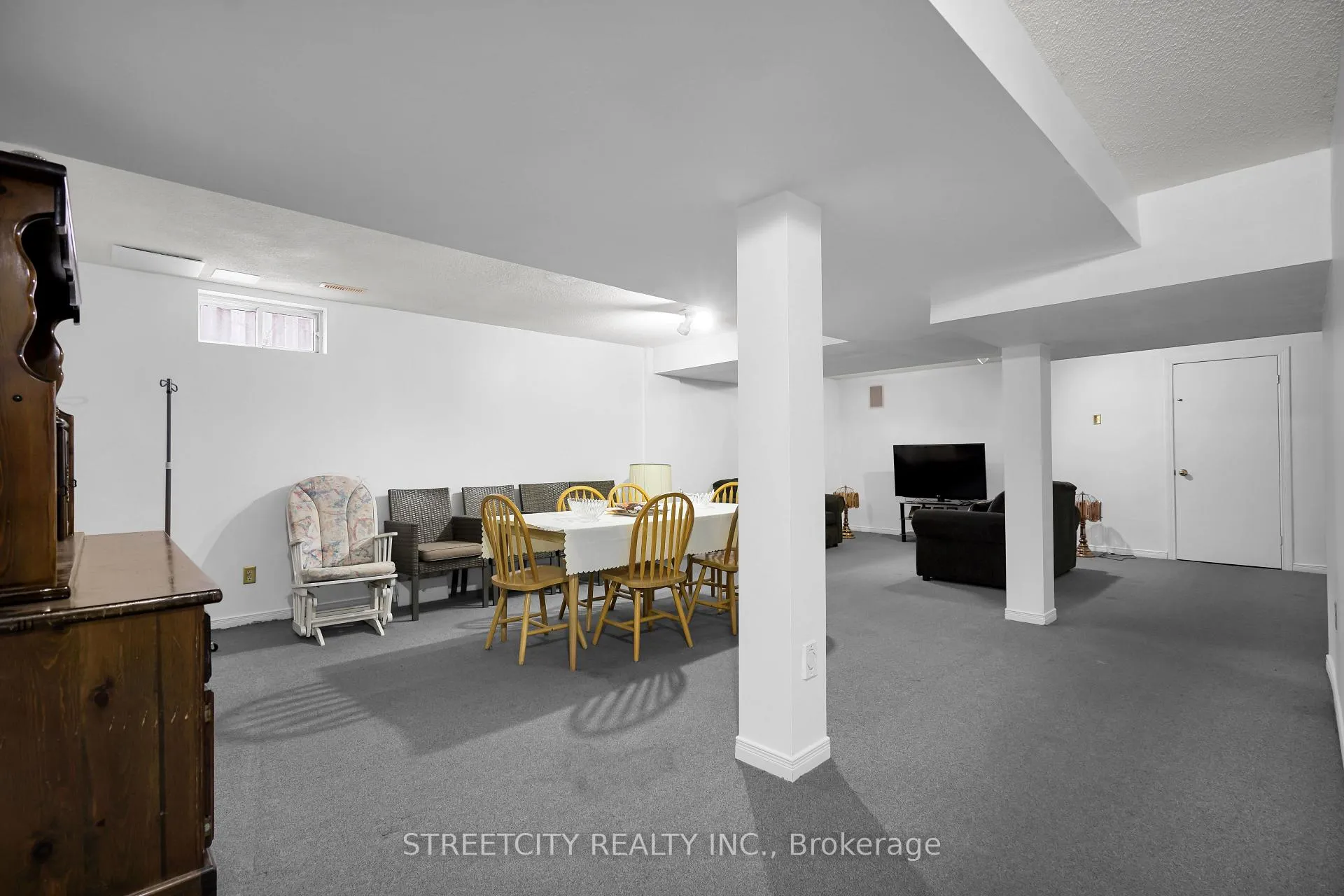 Photo 35 of 713 Guildwood Boulevard, London, North M — HOMEH