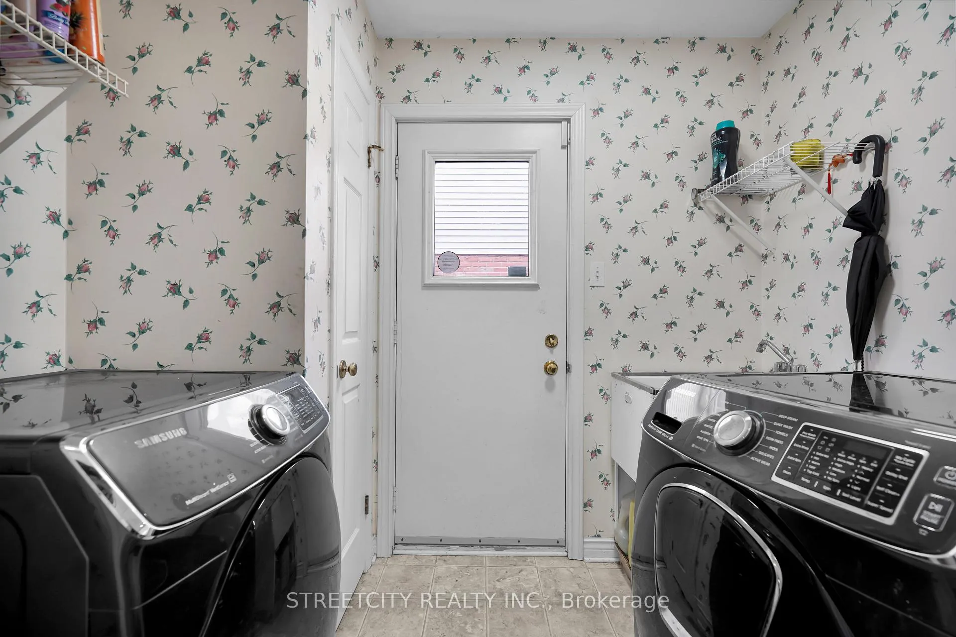 Photo 41 of 713 Guildwood Boulevard, London, North M — HOMEH