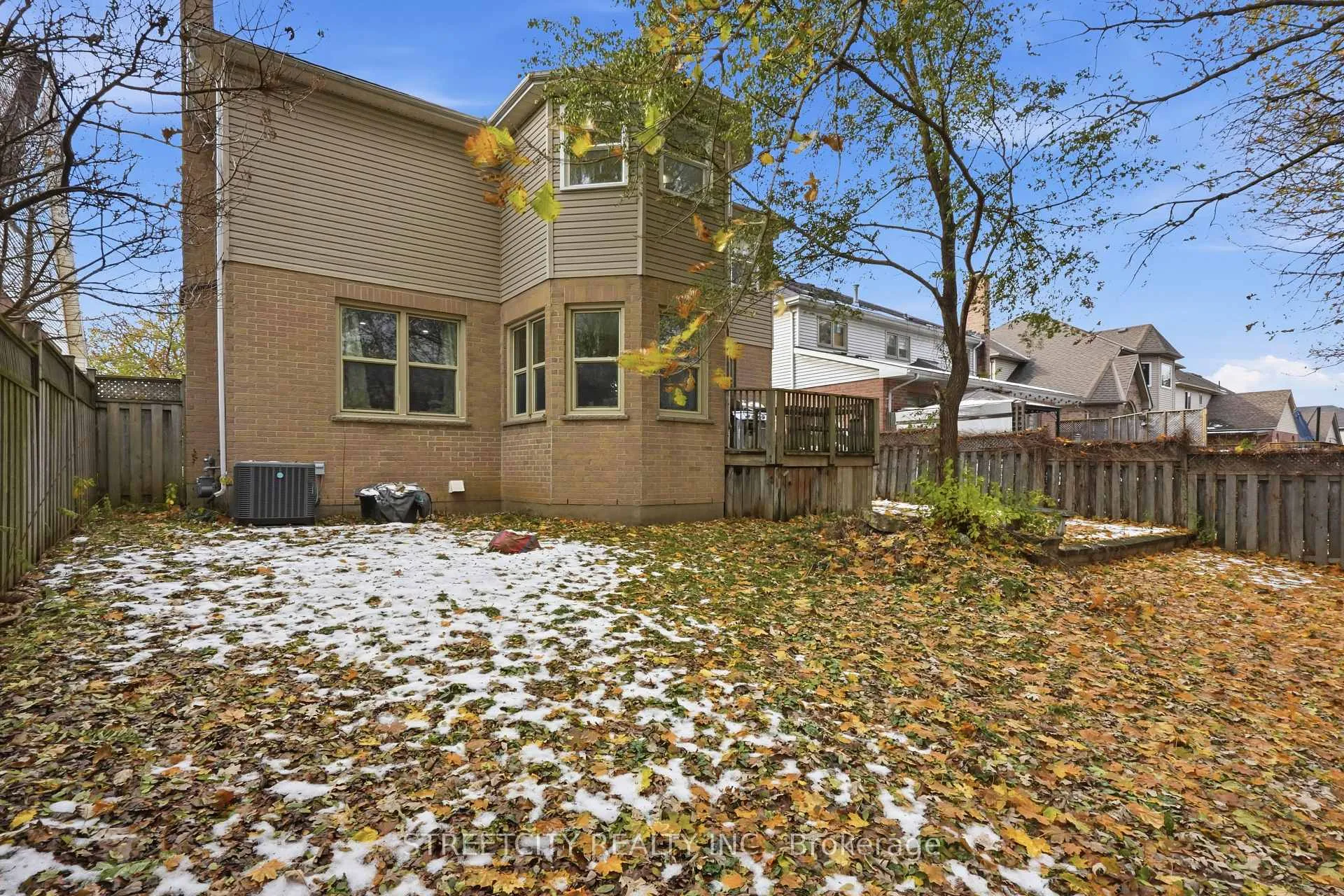 Photo 46 of 713 Guildwood Boulevard, London, North M — HOMEH
