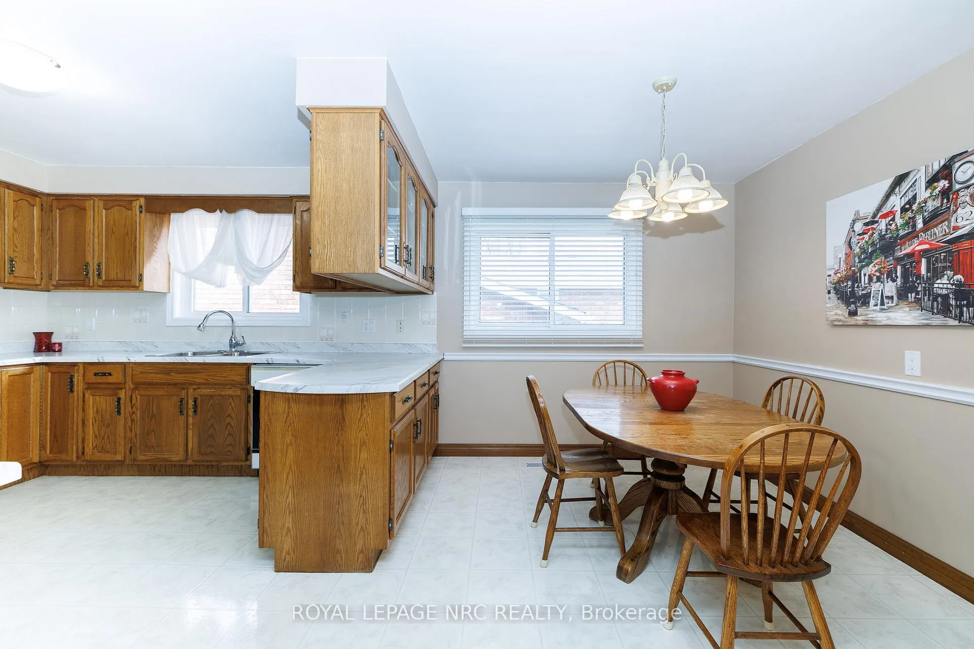 Photo 12 of 5 Royce Avenue, Hamilton, Stoney Creek — HOMEH