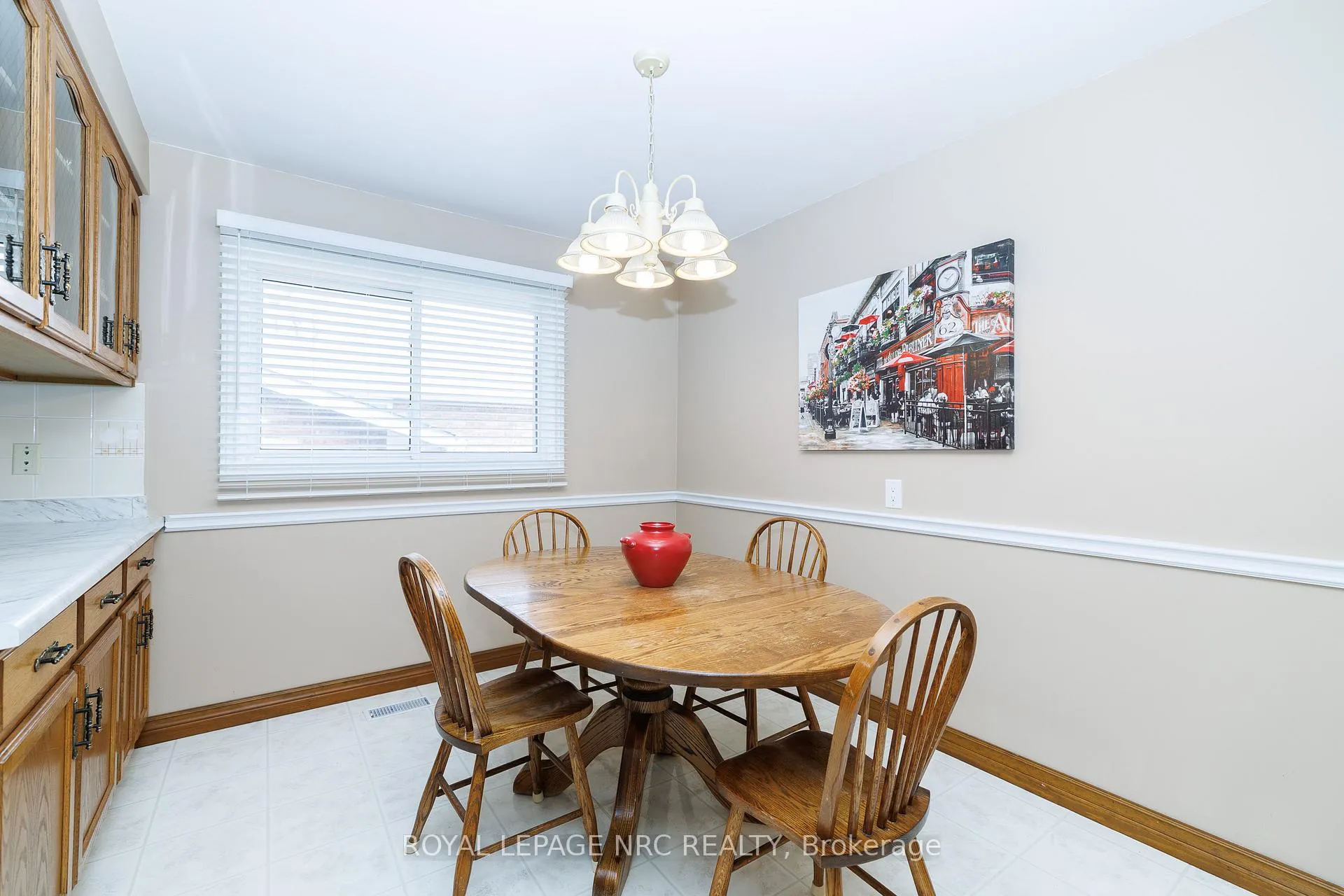Photo 13 of 5 Royce Avenue, Hamilton, Stoney Creek — HOMEH