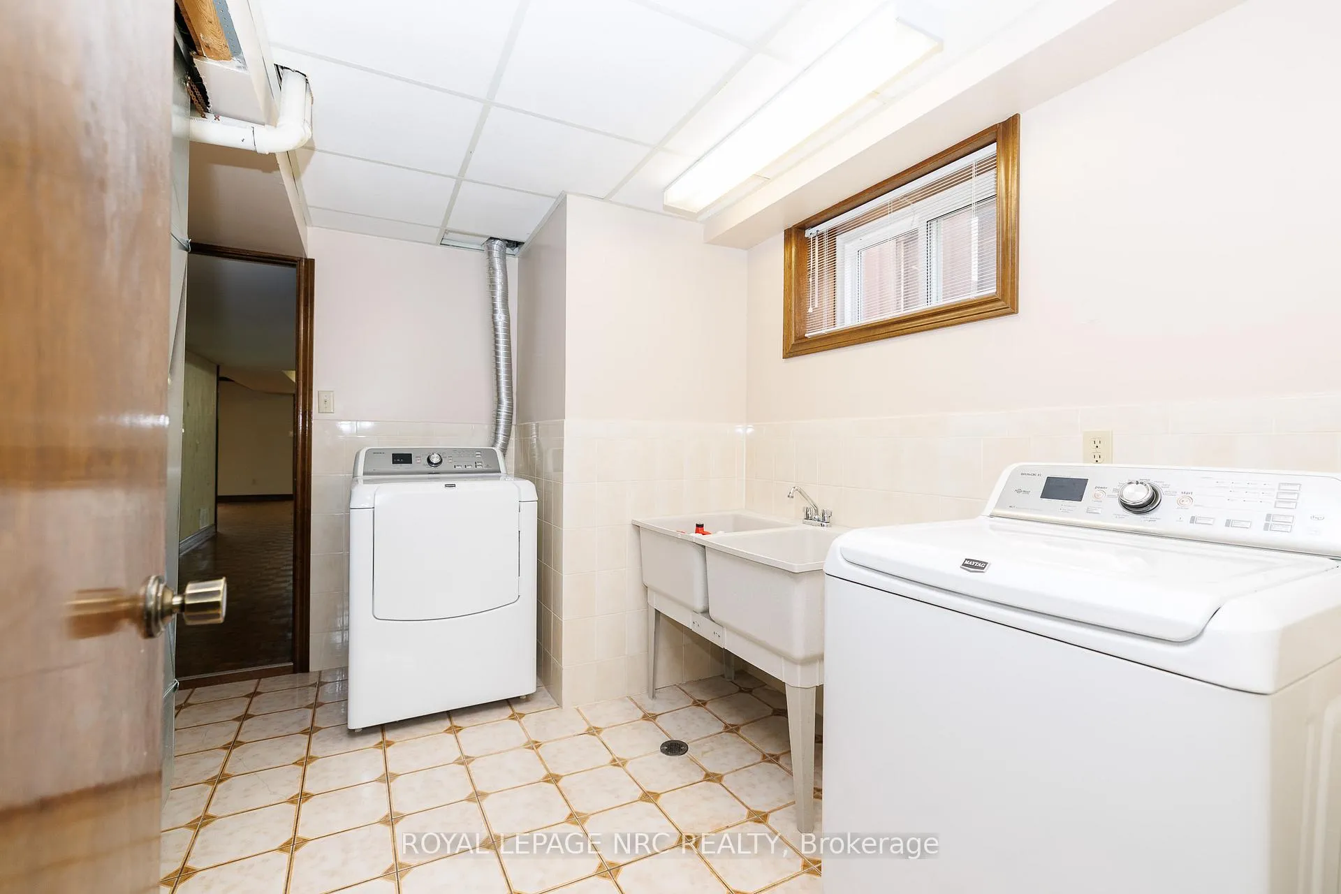 Photo 23 of 5 Royce Avenue, Hamilton, Stoney Creek — HOMEH