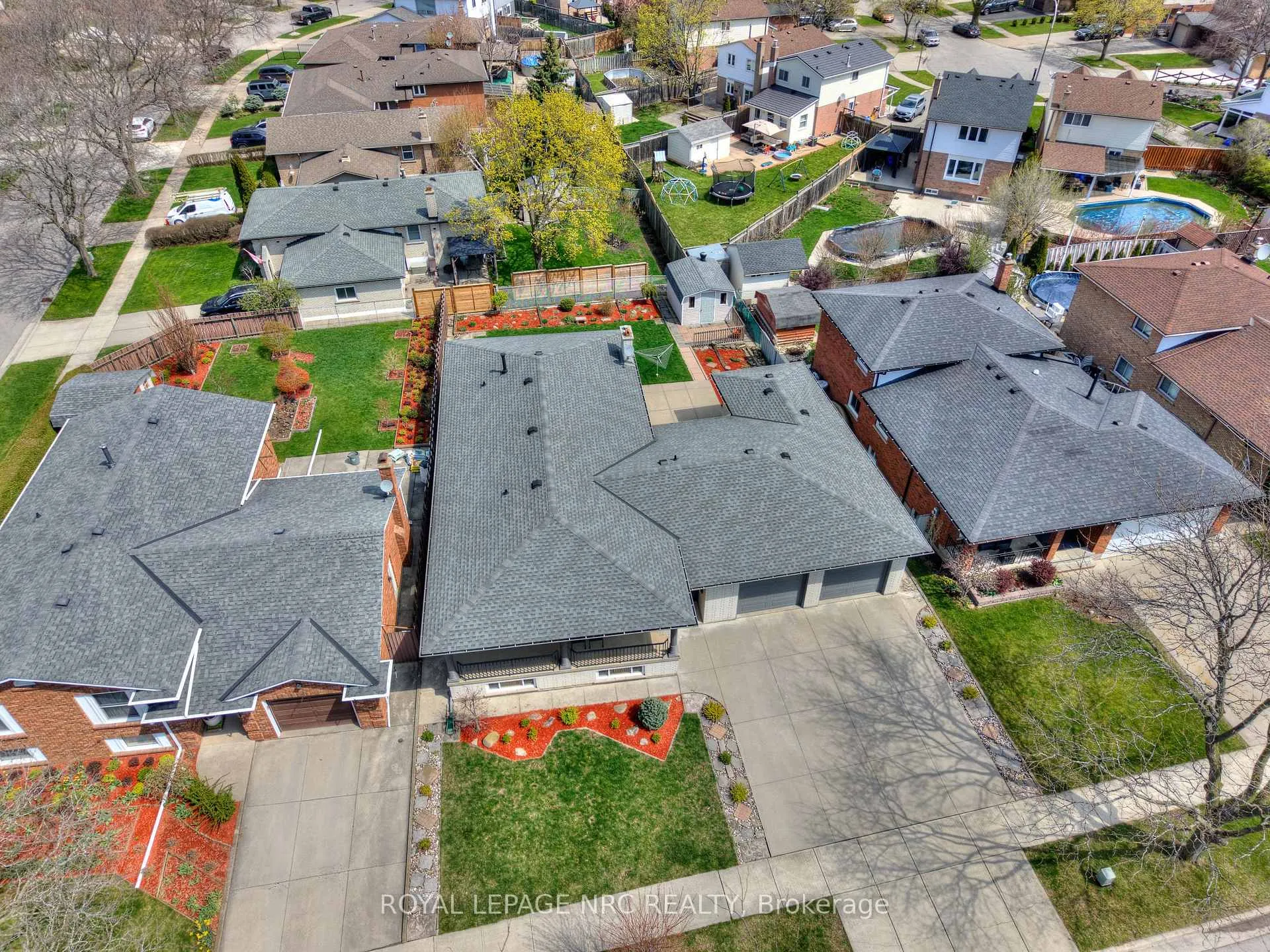 Photo 39 of 5 Royce Avenue, Hamilton, Stoney Creek — HOMEH