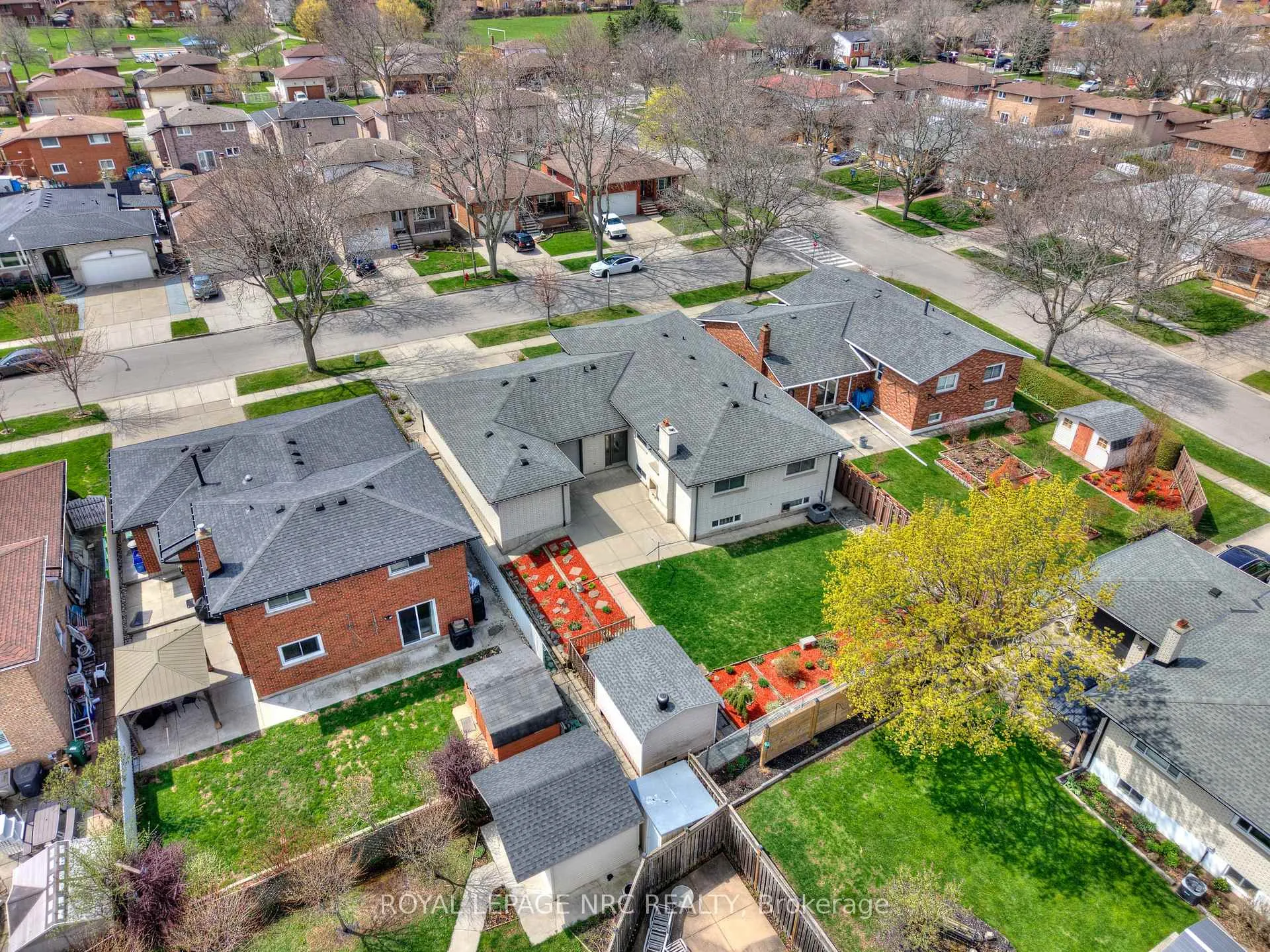 Photo 41 of 5 Royce Avenue, Hamilton, Stoney Creek — HOMEH
