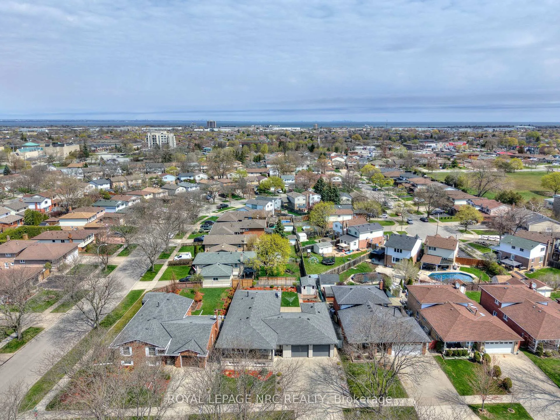 Photo 43 of 5 Royce Avenue, Hamilton, Stoney Creek — HOMEH
