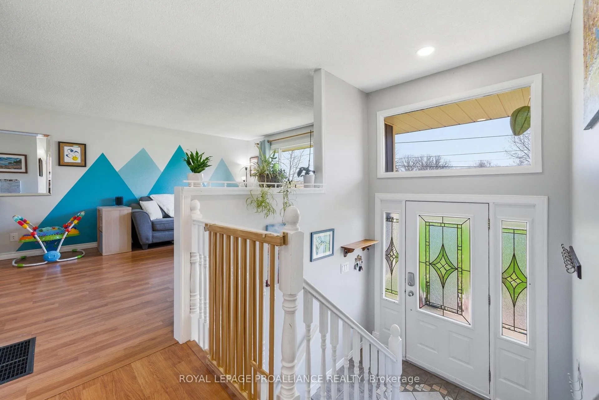 Photo 5 of 585 Lester Road, Quinte West, Sidney Ward — HOMEH