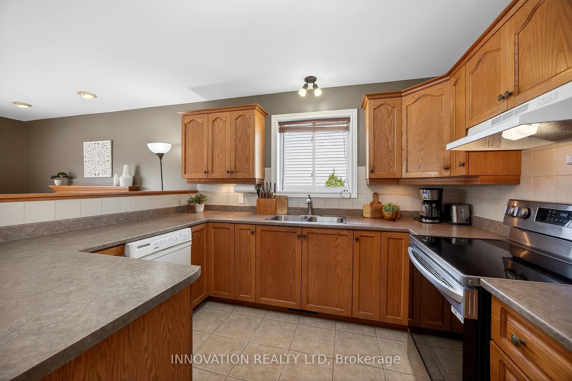 Photo 10 of 95 Comba Drive, Carleton Place — HOMEH