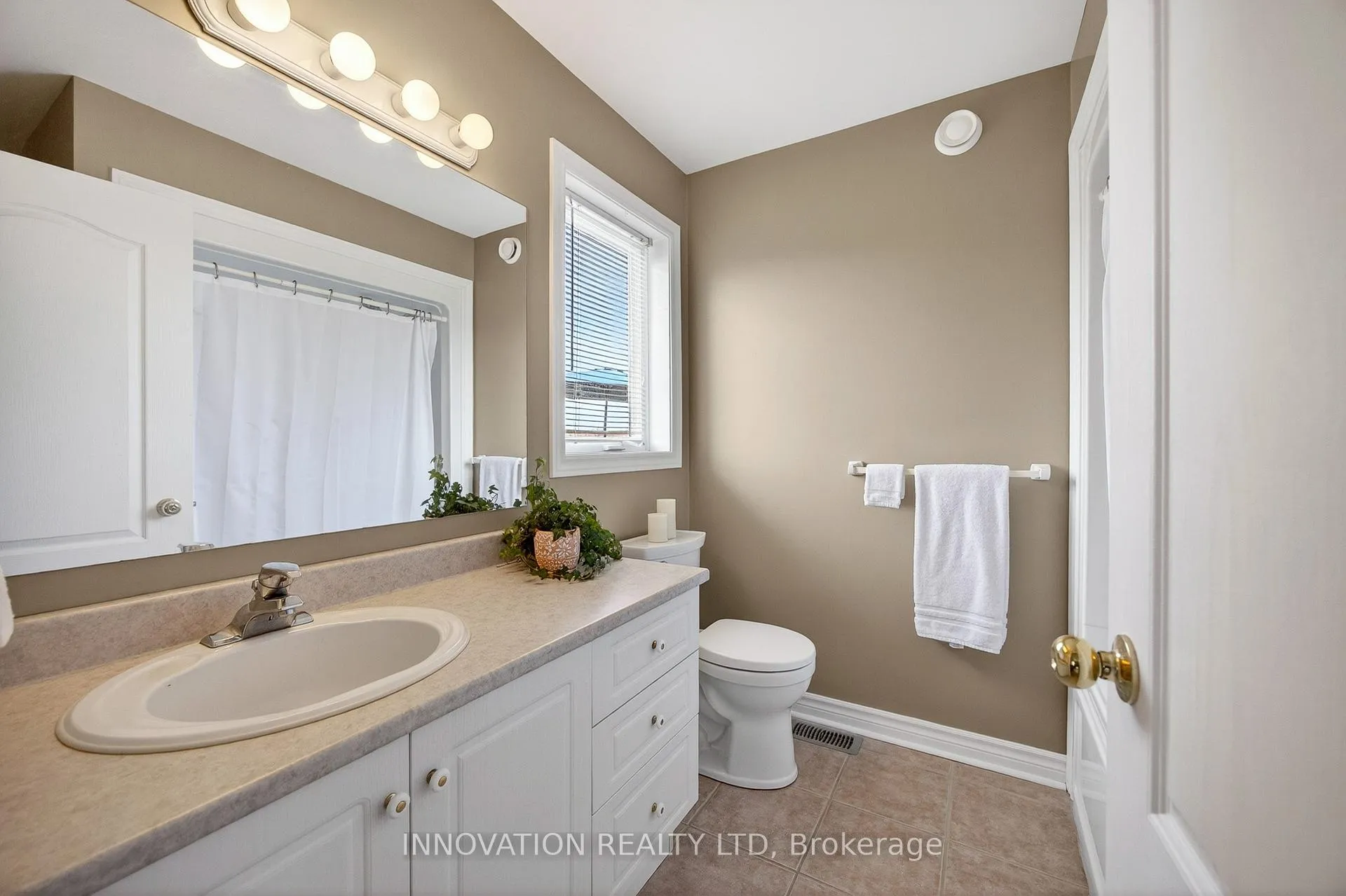 Photo 20 of 95 Comba Drive, Carleton Place — HOMEH