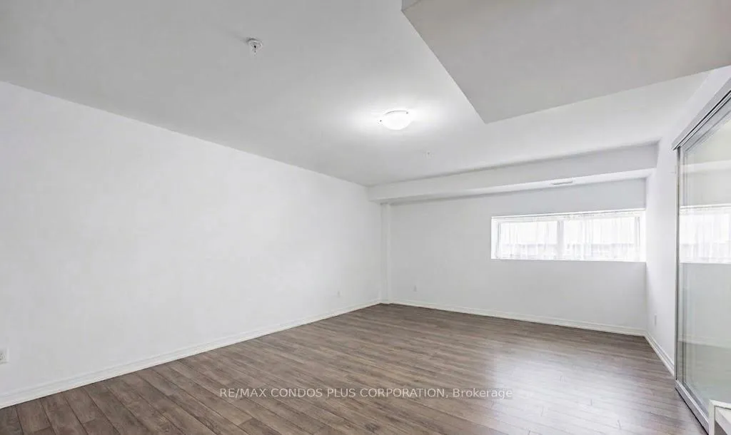 Photo 5 of Unit 101, 408 Browns Line W, Etobicoke, Alderwood — HOMEH