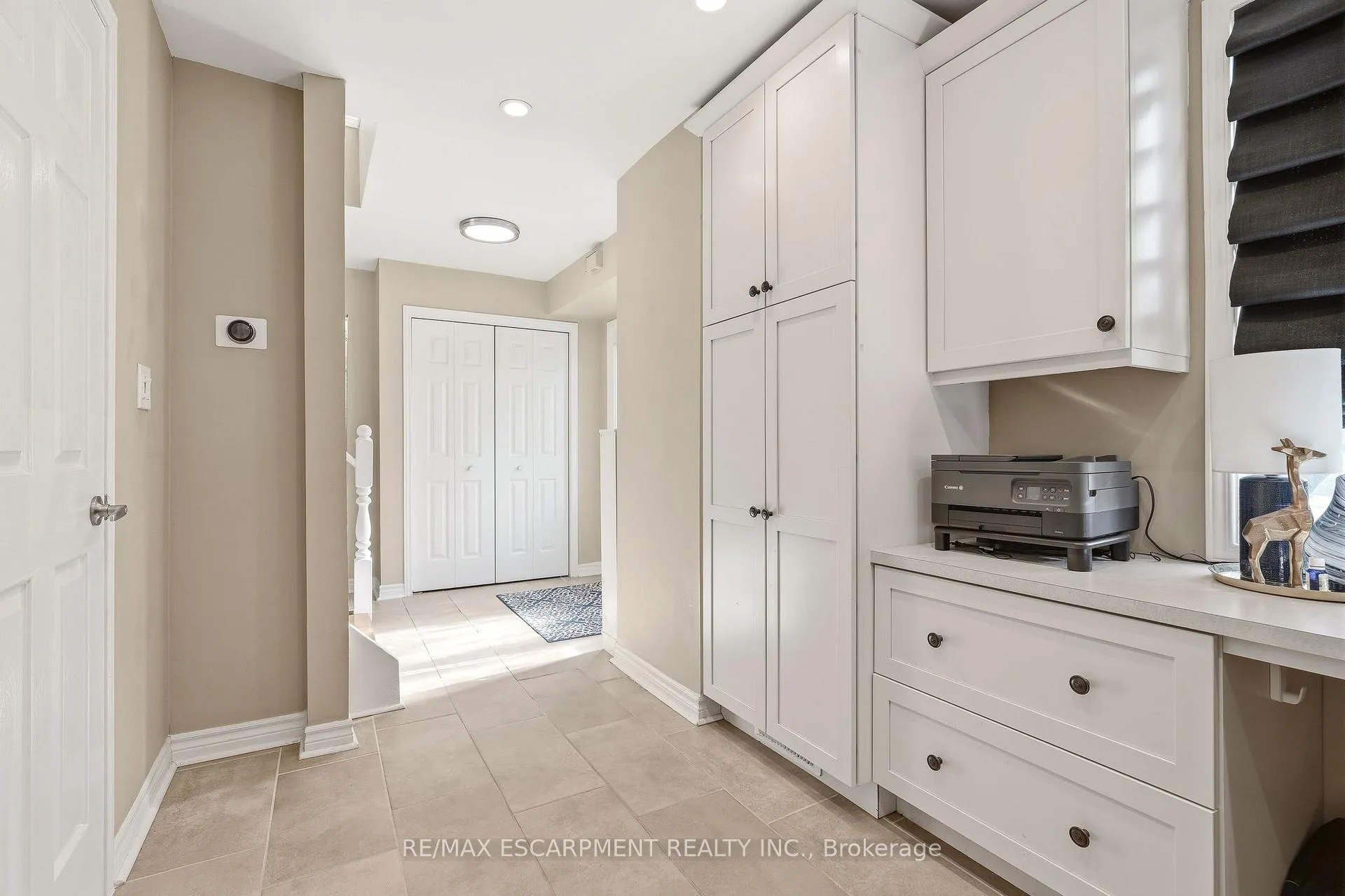 Photo 6 of 209 Rifle Range Road, Hamilton, Ainslie Wood — HOMEH