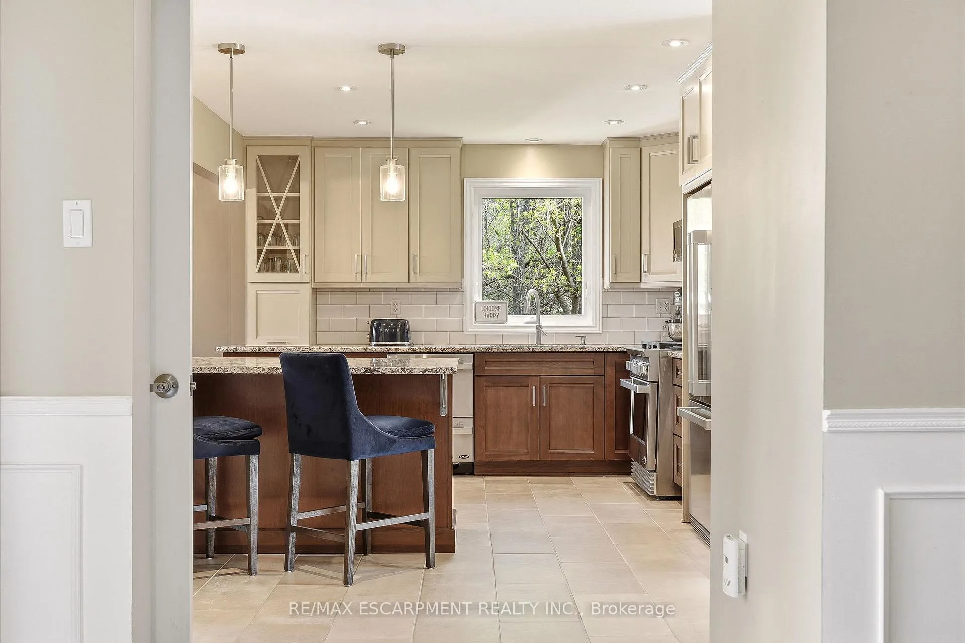 Photo 11 of 209 Rifle Range Road, Hamilton, Ainslie Wood — HOMEH
