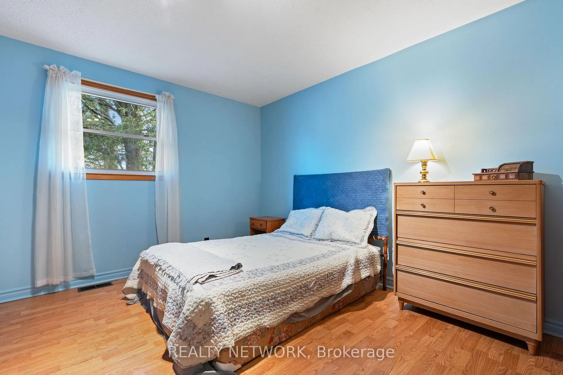 Photo 17 of 1 Clifford Street, Norfolk, Port Dover — HOMEH