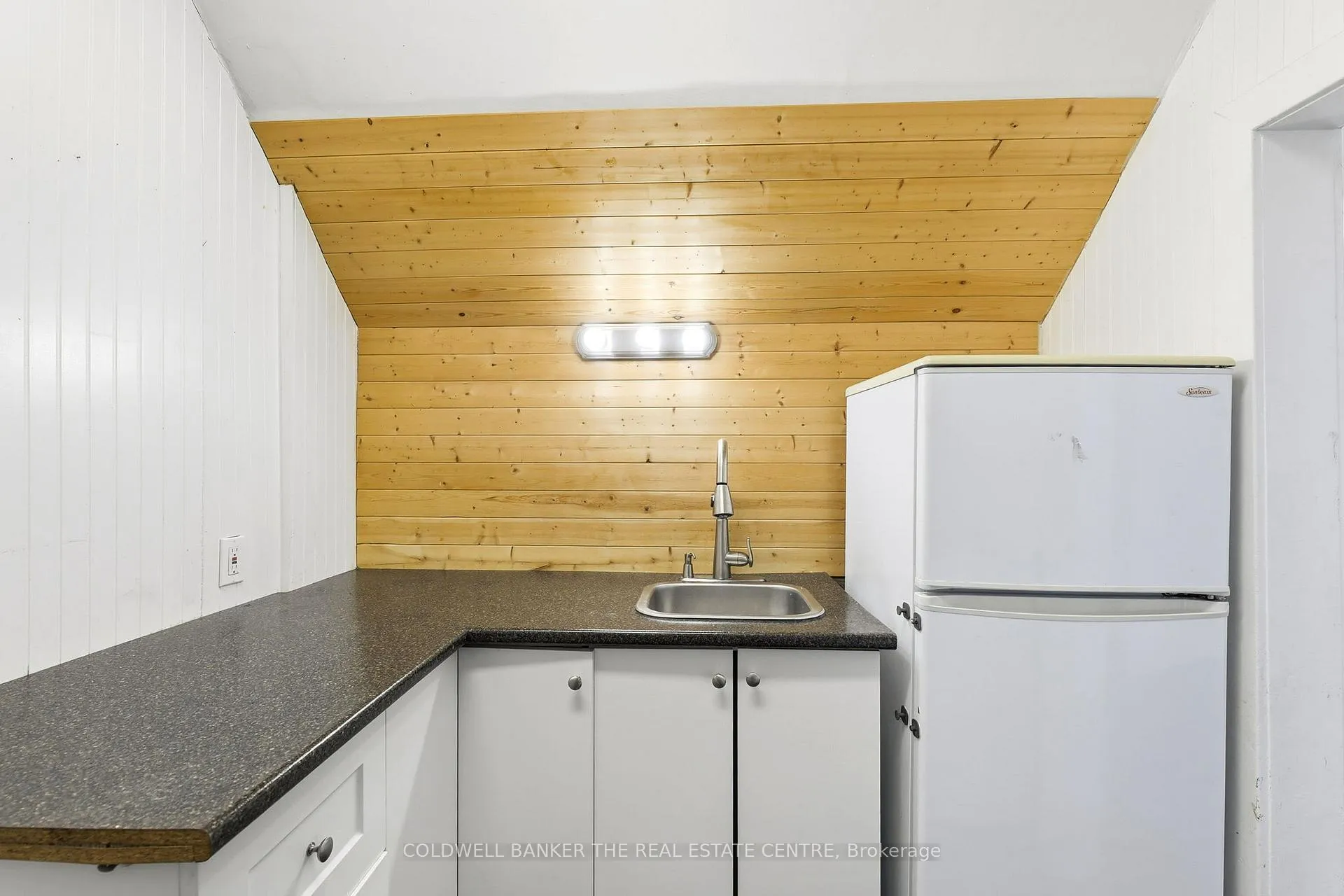 Photo 9 of 281 Egerton Street, London, East L — HOMEH