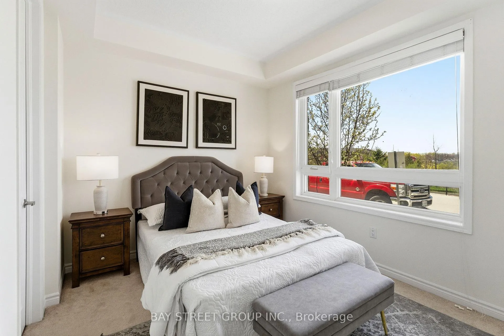 Photo 6 of 334 Lagerfeld Drive, Brampton, Northwest Brampton — HOMEH