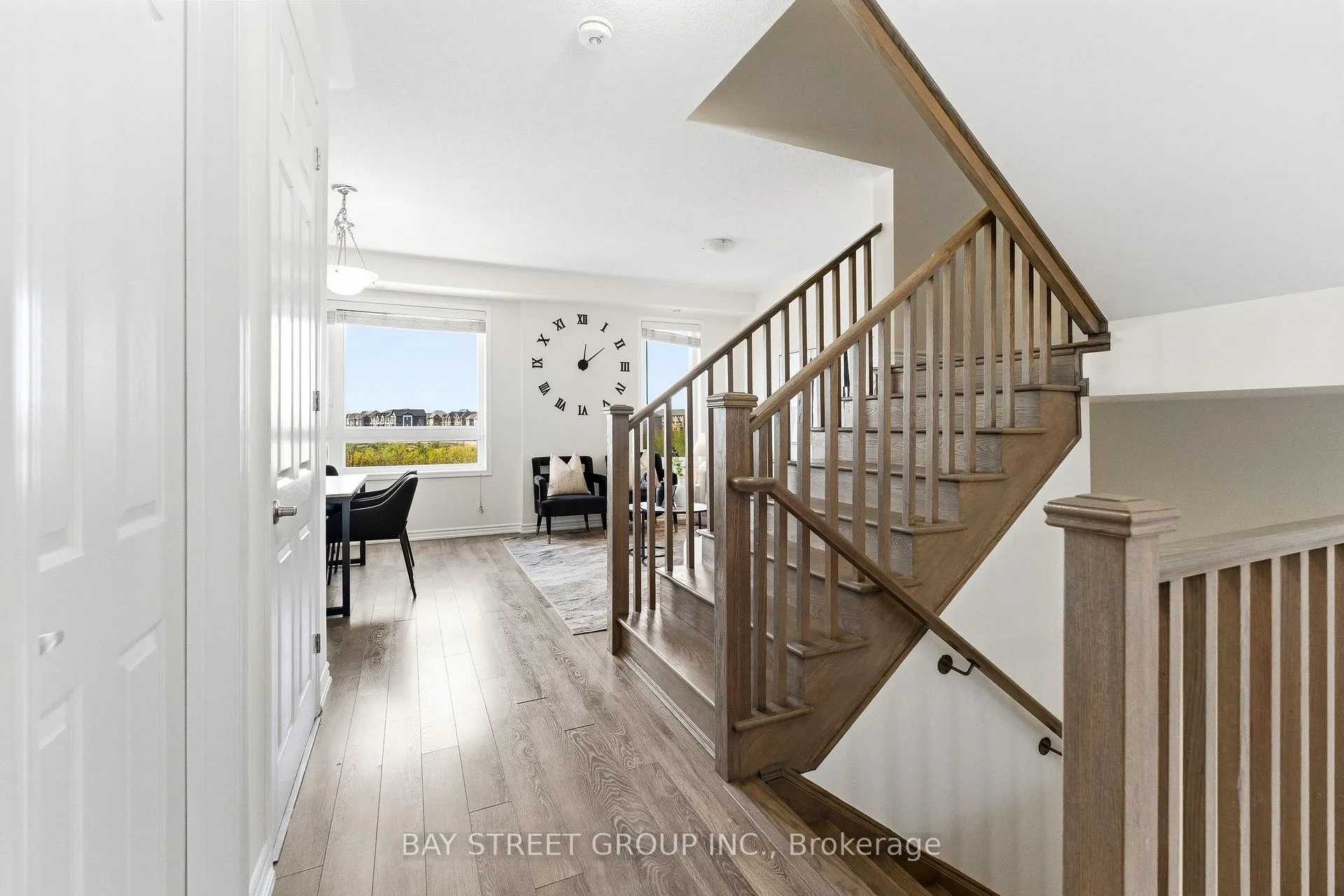 Photo 9 of 334 Lagerfeld Drive, Brampton, Northwest Brampton — HOMEH