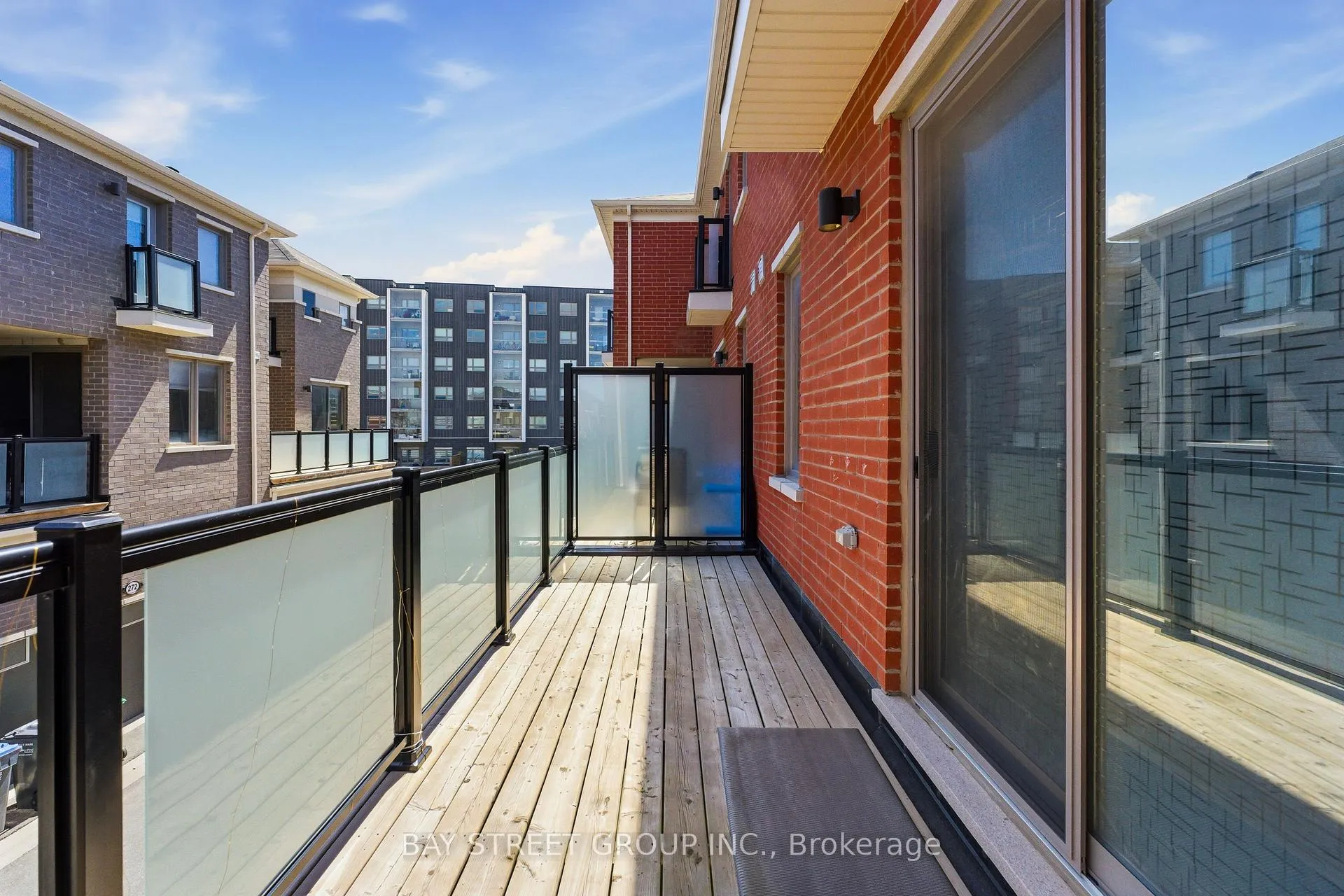 Photo 24 of 334 Lagerfeld Drive, Brampton, Northwest Brampton — HOMEH