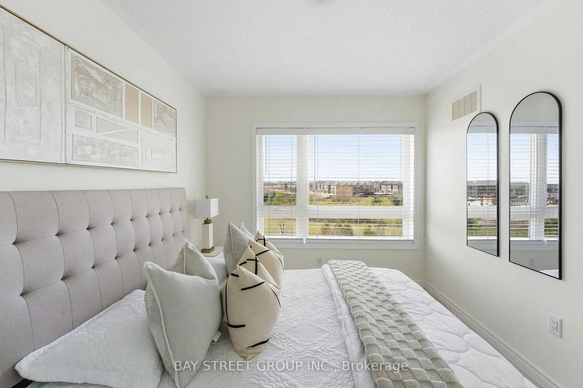 Photo 33 of 334 Lagerfeld Drive, Brampton, Northwest Brampton — HOMEH