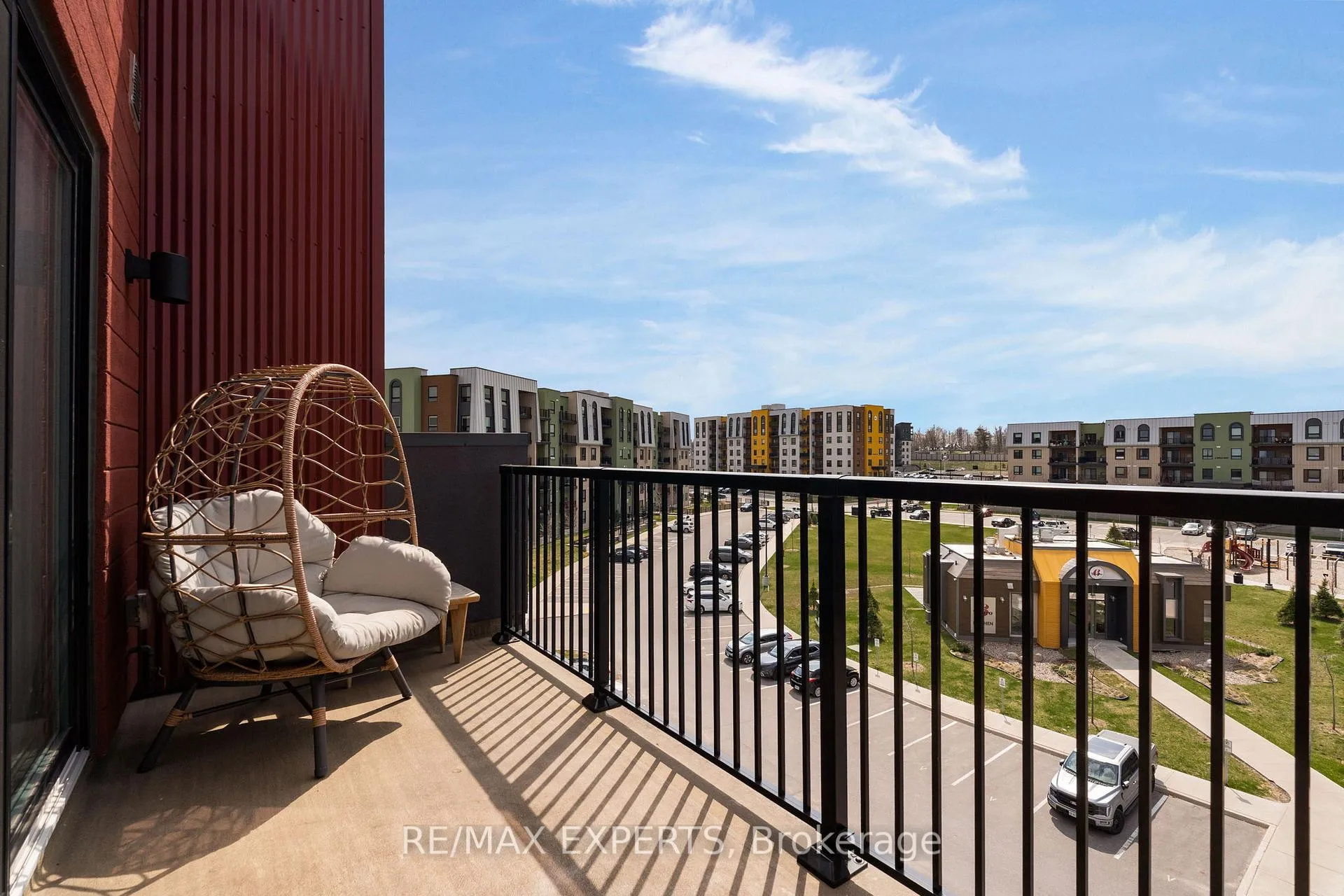 Photo 13 of Unit 405, 1 Chef Lane, Barrie, Rural Barrie Southeast — HOMEH