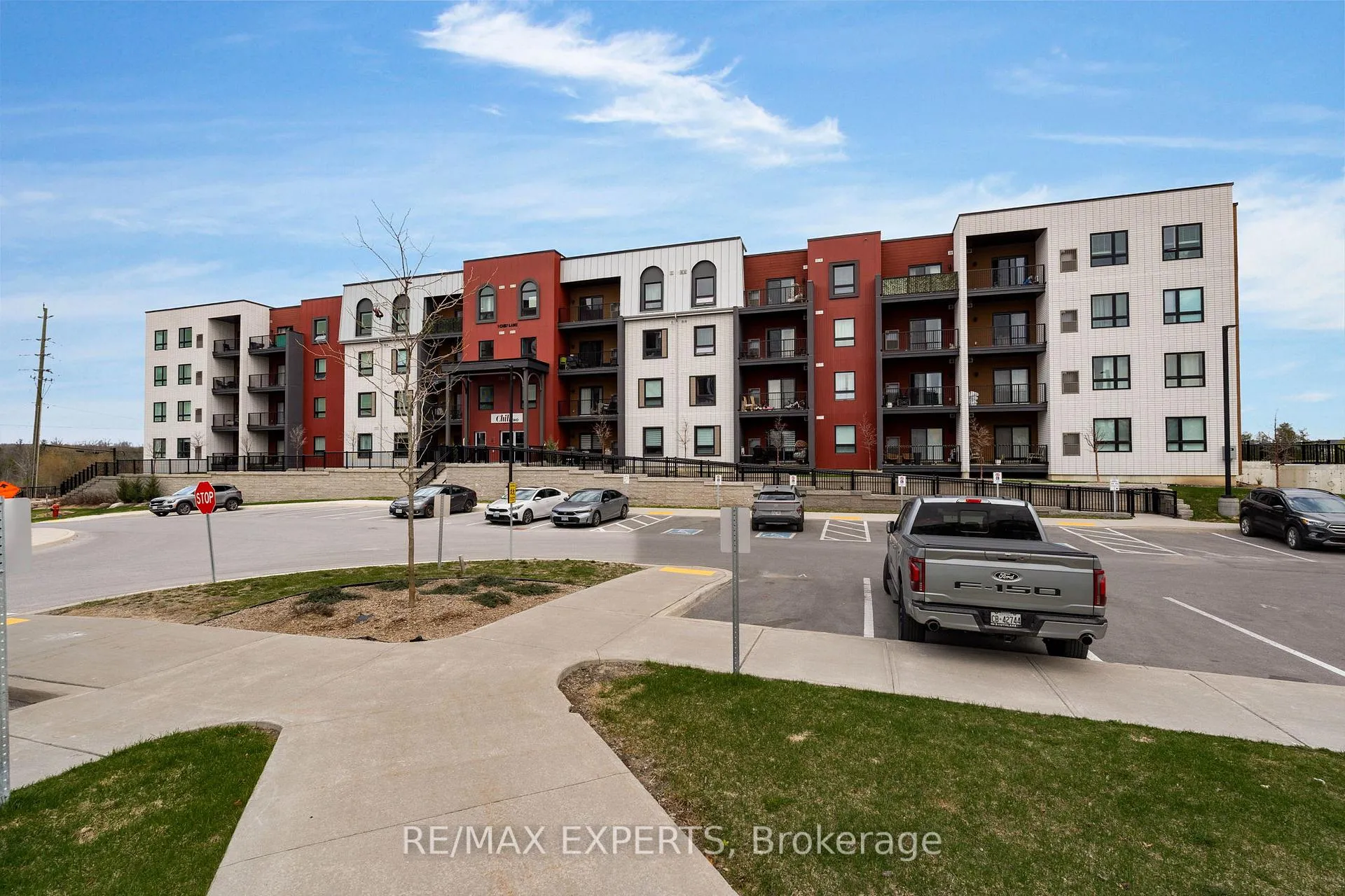 Photo 21 of Unit 405, 1 Chef Lane, Barrie, Rural Barrie Southeast — HOMEH