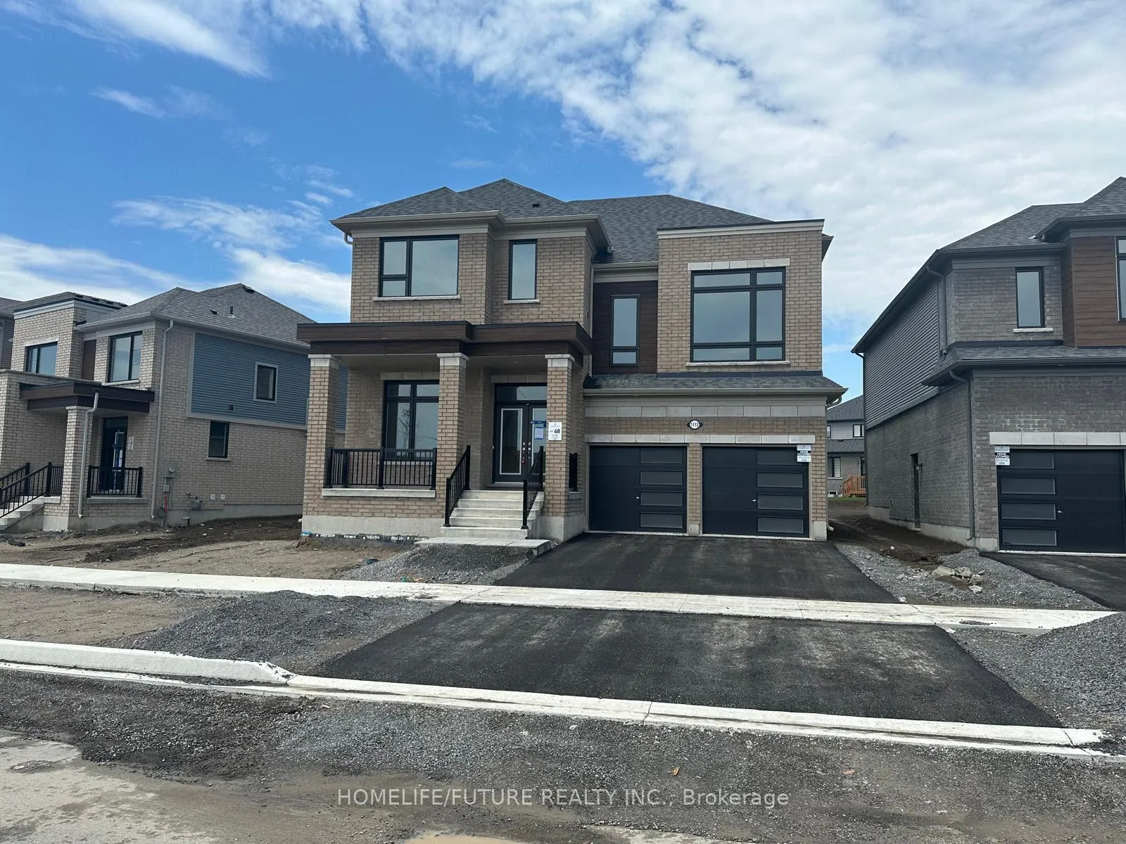 Front of 1113 Trailsview Avenue