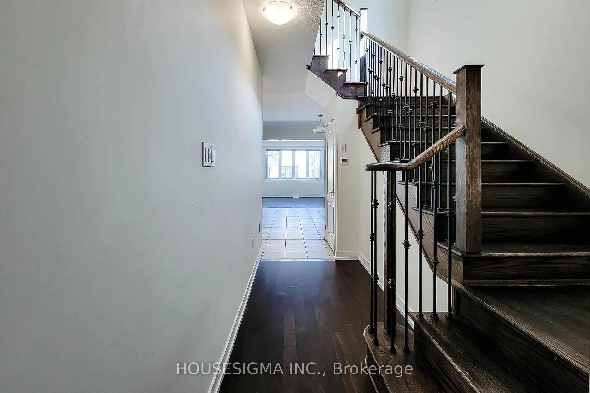 Photo 6 of 20 Monteith Drive, Brantford — HOMEH