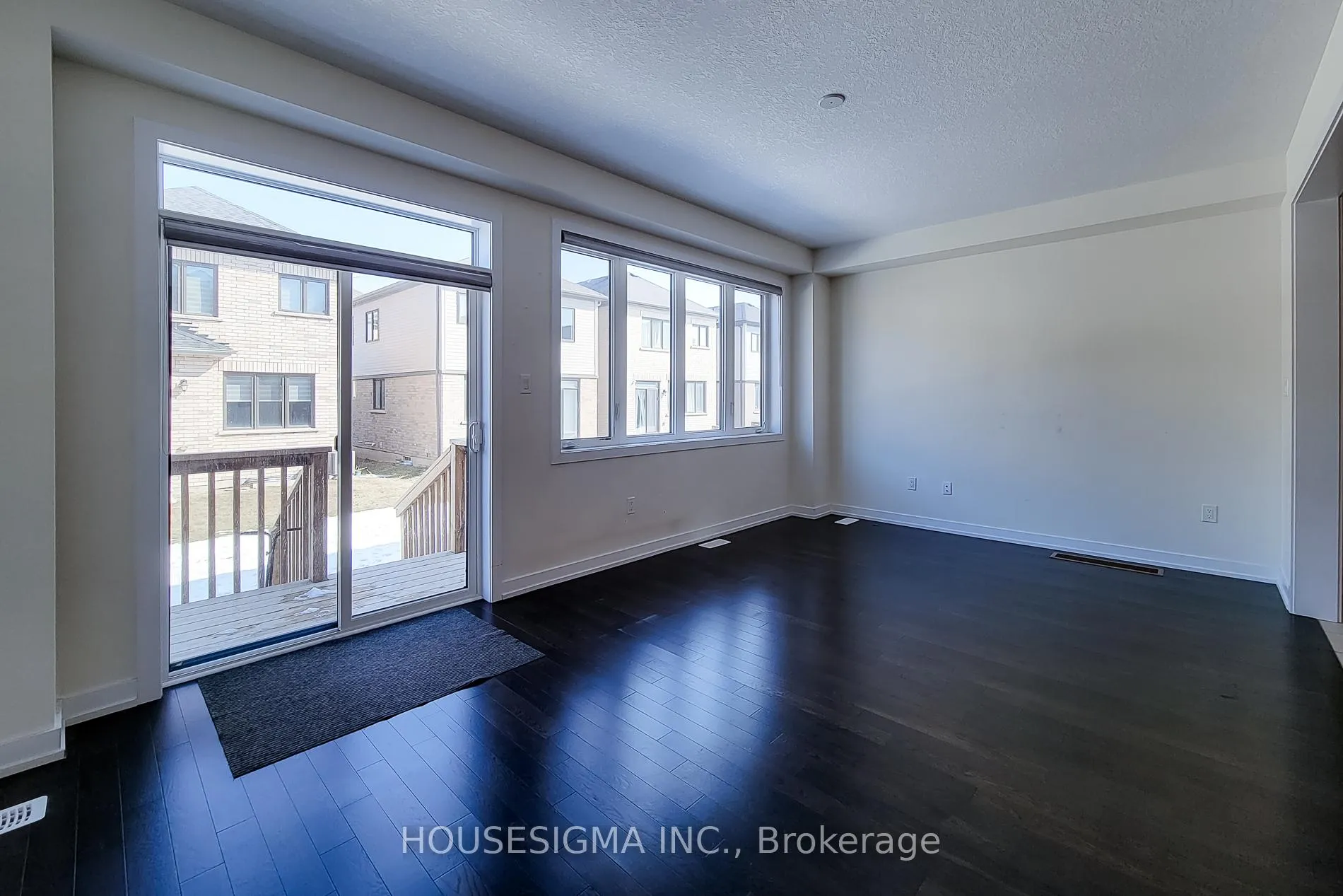 Photo 13 of 20 Monteith Drive, Brantford — HOMEH
