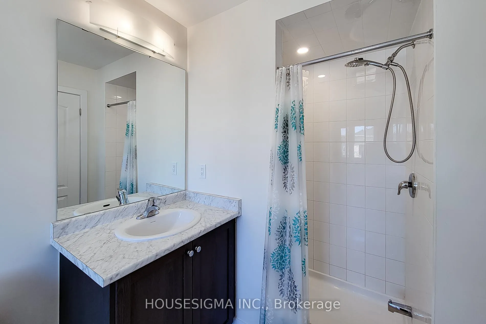 Photo 33 of 20 Monteith Drive, Brantford — HOMEH