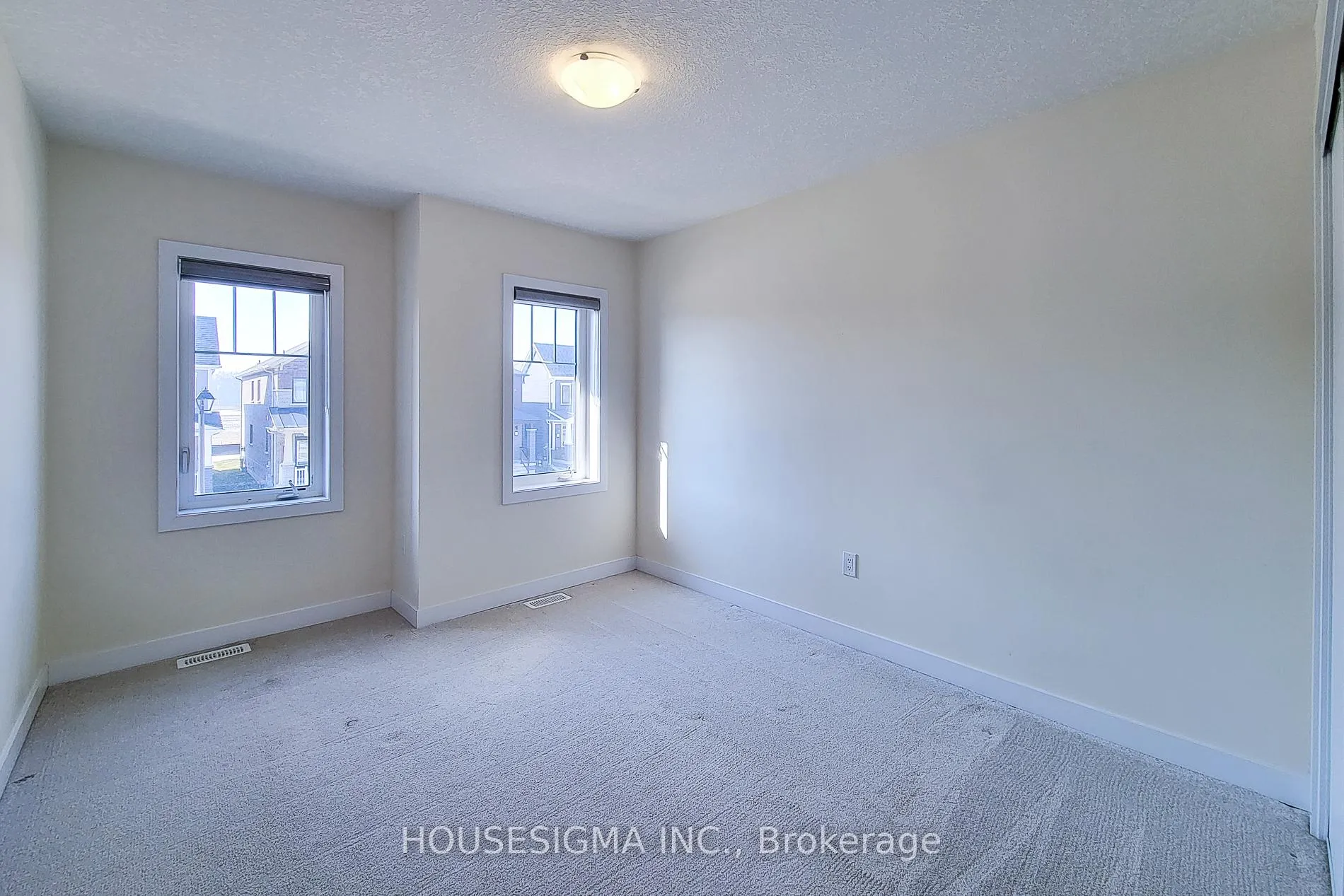 Photo 36 of 20 Monteith Drive, Brantford — HOMEH