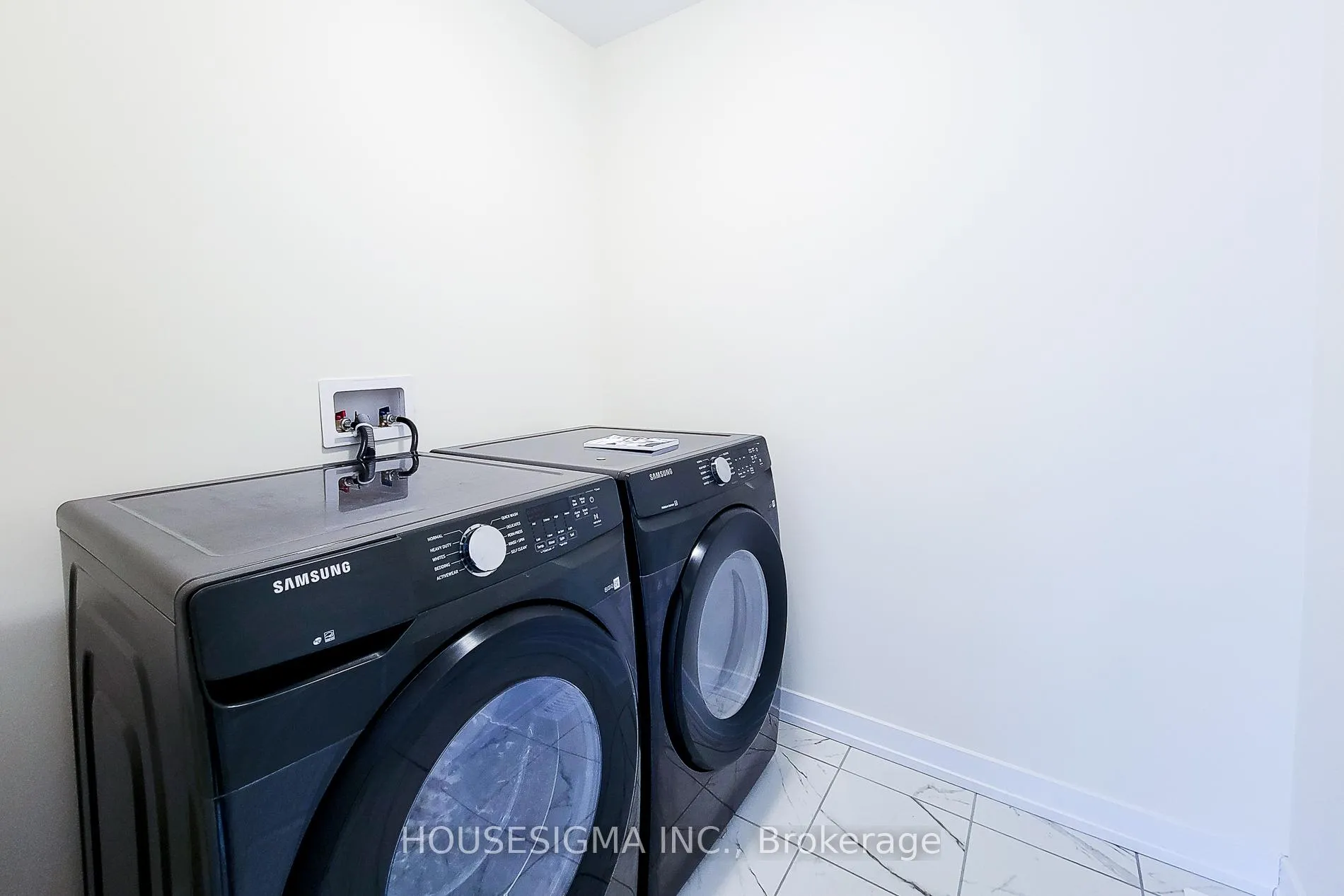 Photo 41 of 20 Monteith Drive, Brantford — HOMEH