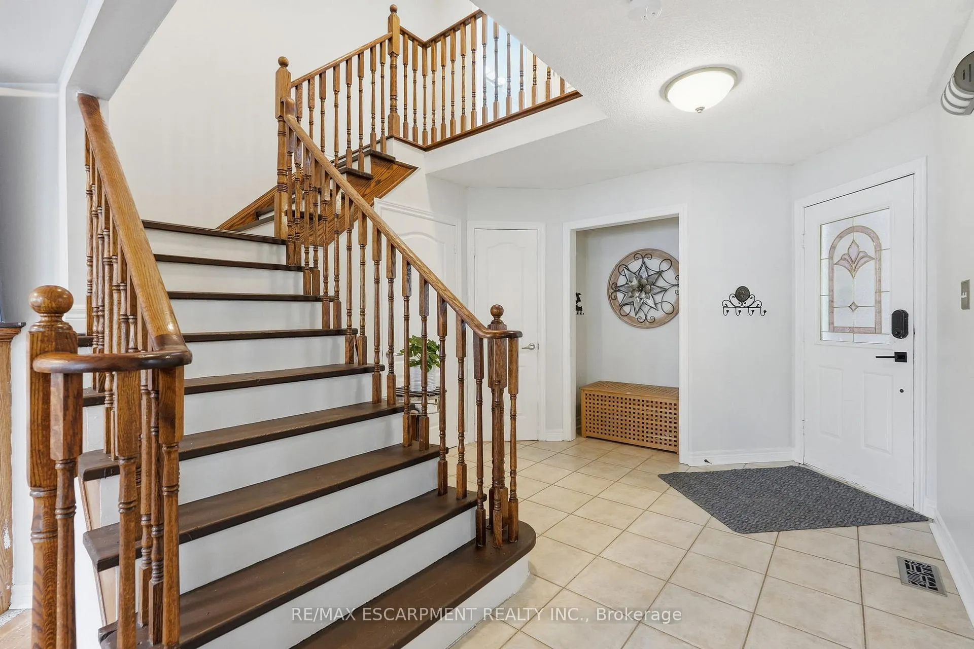 Photo 5 of 5189 Blue Spruce Avenue, Burlington, Orchard — HOMEH