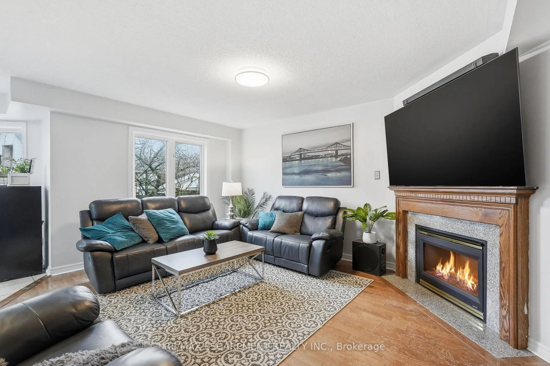 Photo 7 of 5189 Blue Spruce Avenue, Burlington, Orchard — HOMEH