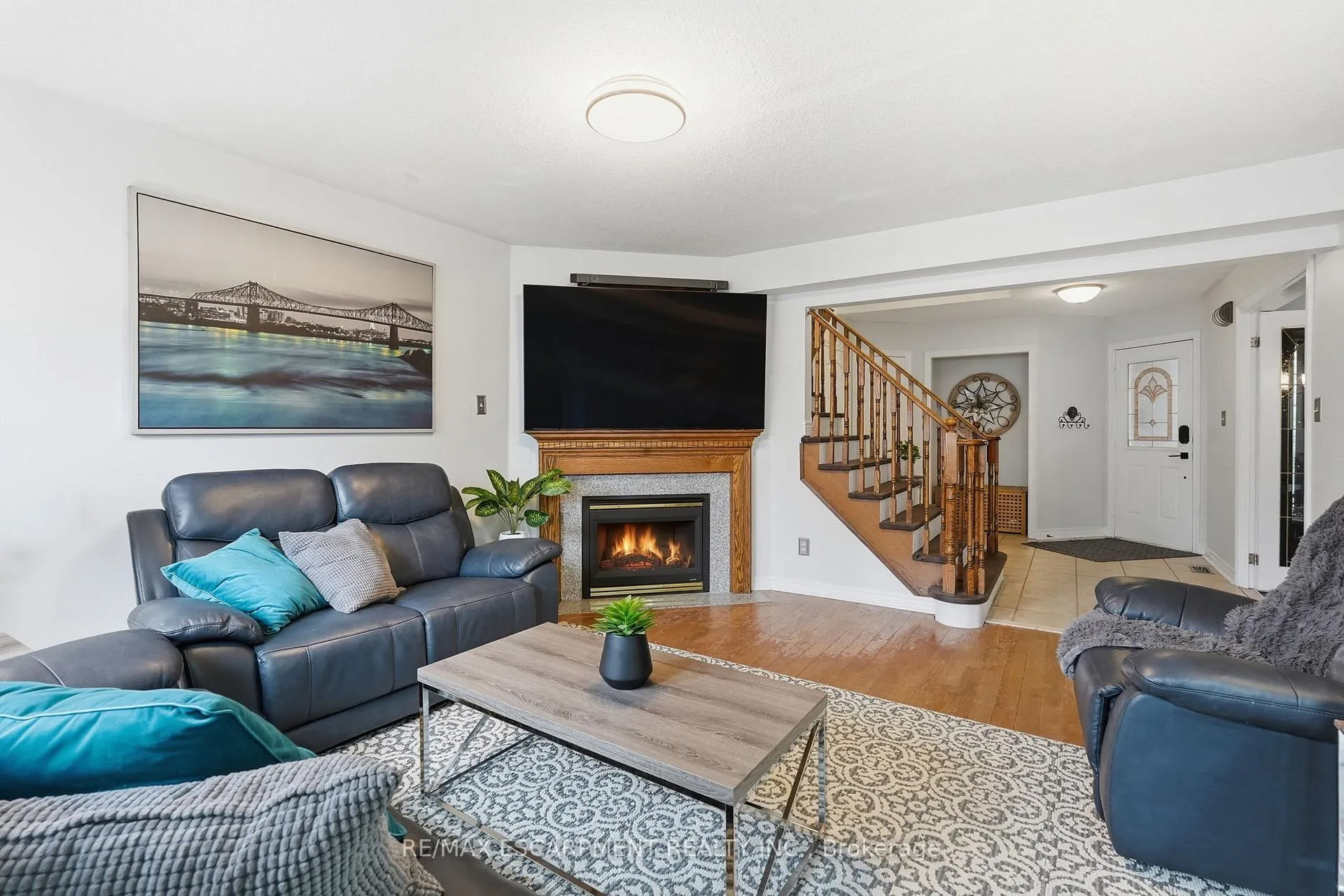 Photo 8 of 5189 Blue Spruce Avenue, Burlington, Orchard — HOMEH