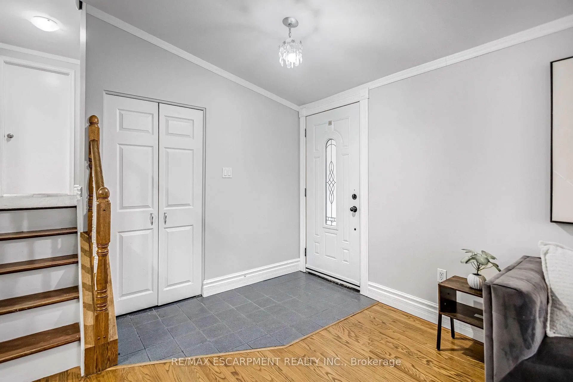 Photo 11 of 85 Ranchdale Drive, Hamilton, Thorner — HOMEH