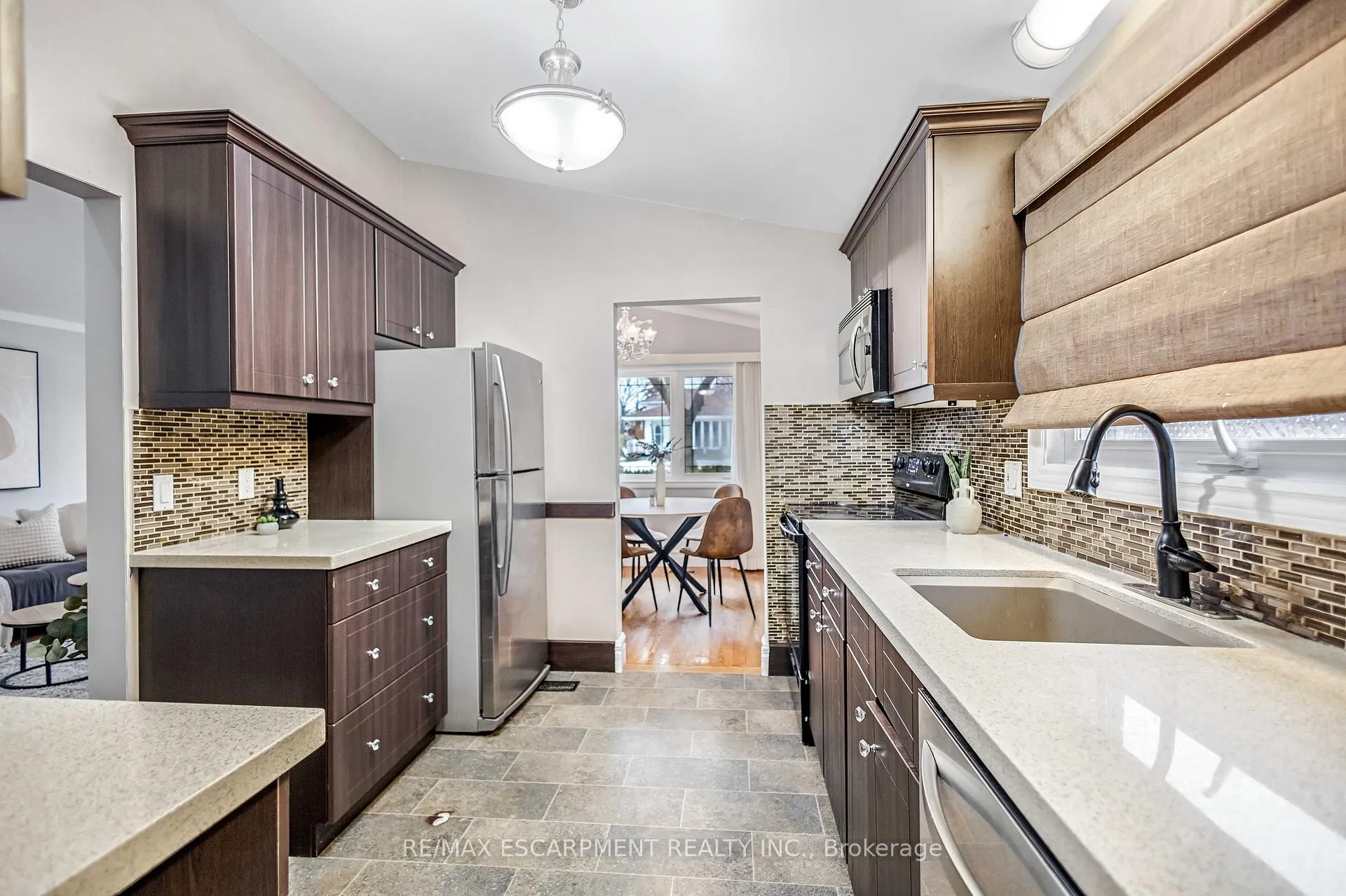 Photo 18 of 85 Ranchdale Drive, Hamilton, Thorner — HOMEH