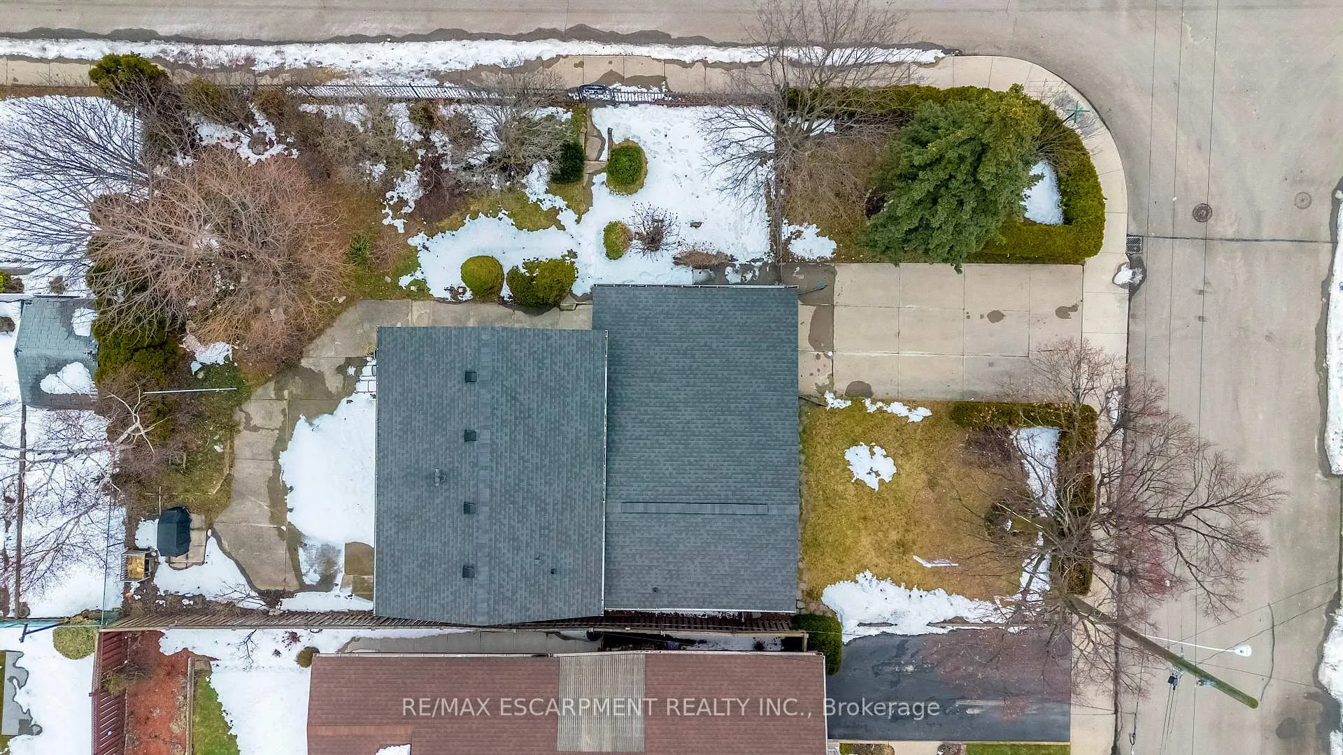 Photo 52 of 85 Ranchdale Drive, Hamilton, Thorner — HOMEH