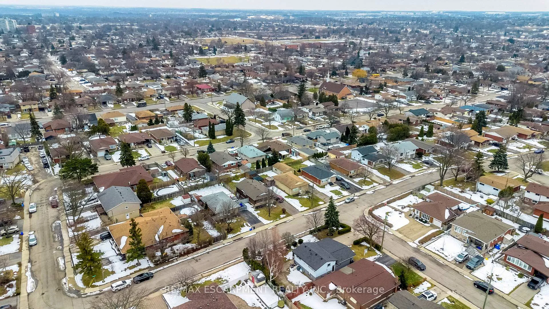 Photo 53 of 85 Ranchdale Drive, Hamilton, Thorner — HOMEH