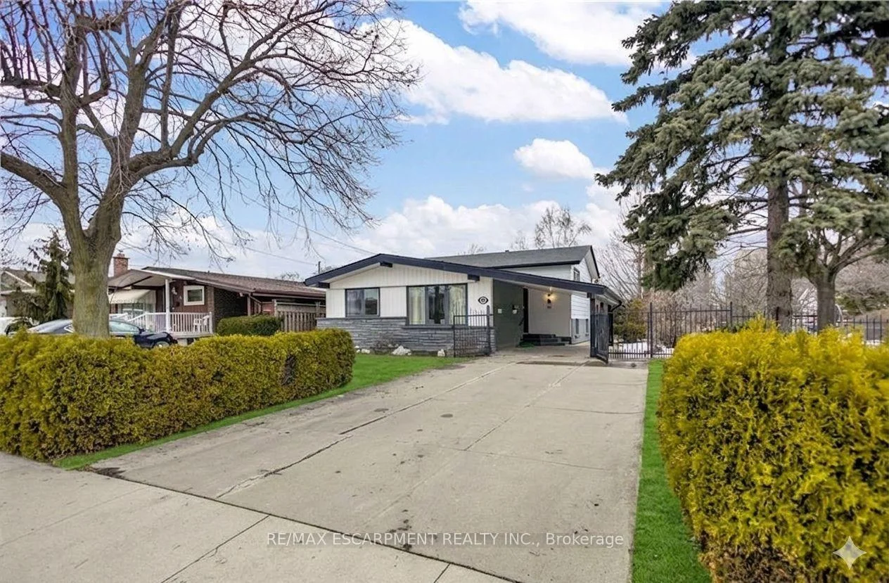 Photo 6 of 85 Ranchdale Drive, Hamilton, Thorner — HOMEH