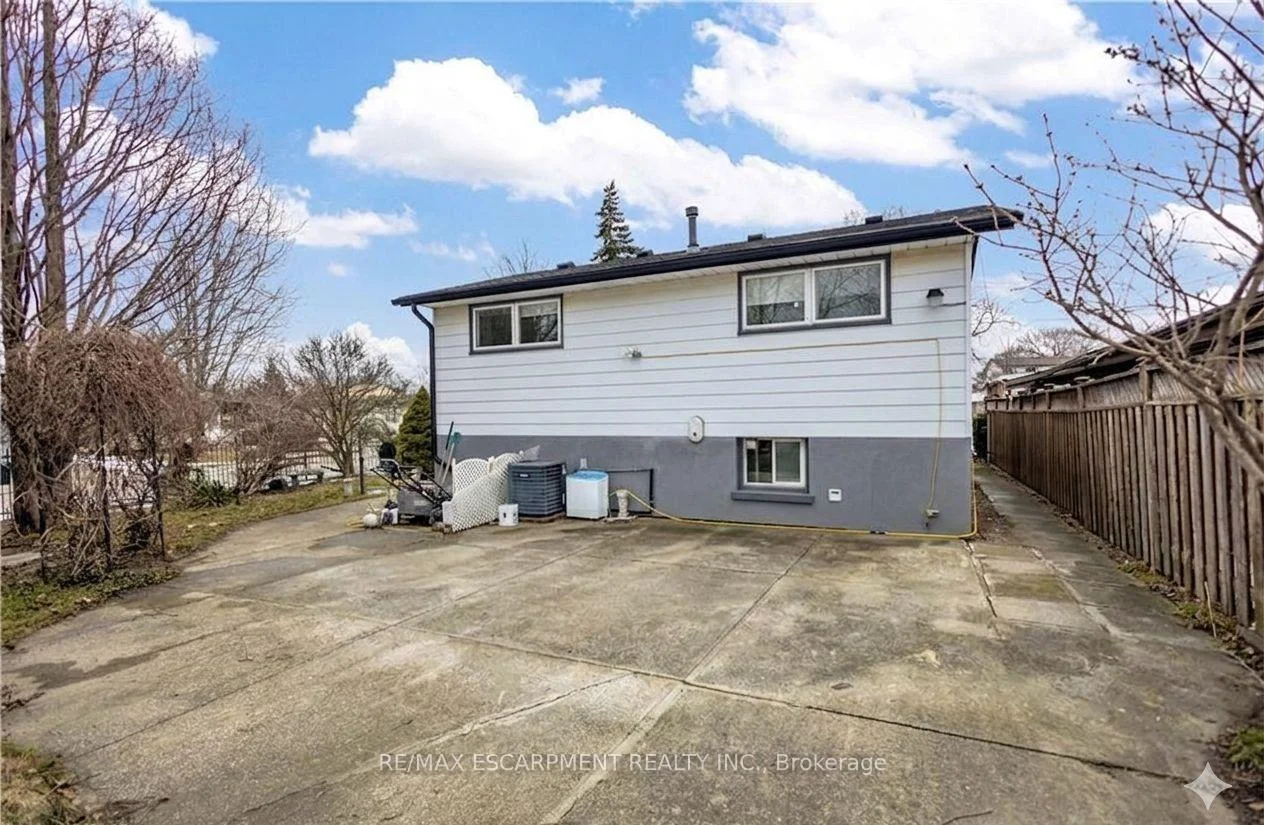 Photo 44 of 85 Ranchdale Drive, Hamilton, Thorner — HOMEH