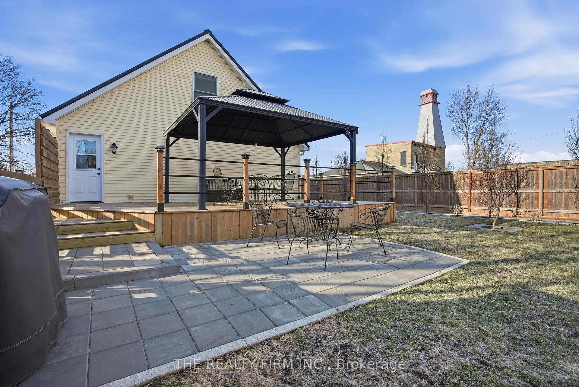 Photo 34 of 521 Ontario Street, Warwick — HOMEH