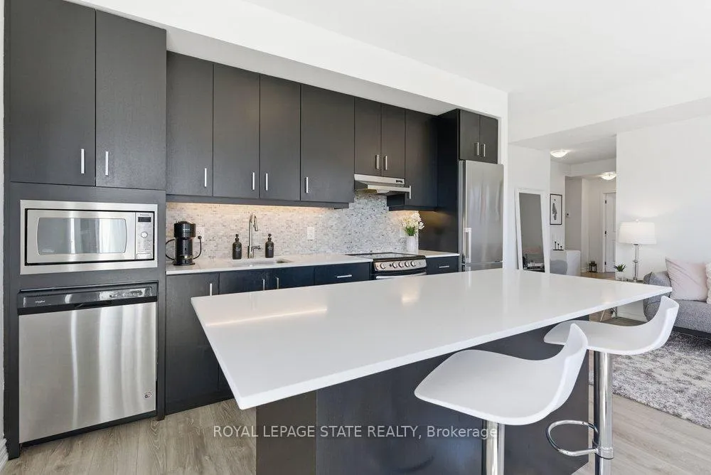 Photo 23 of Unit 406, 40 Esplanade Lane, Grimsby, Grimsby Beach — HOMEH