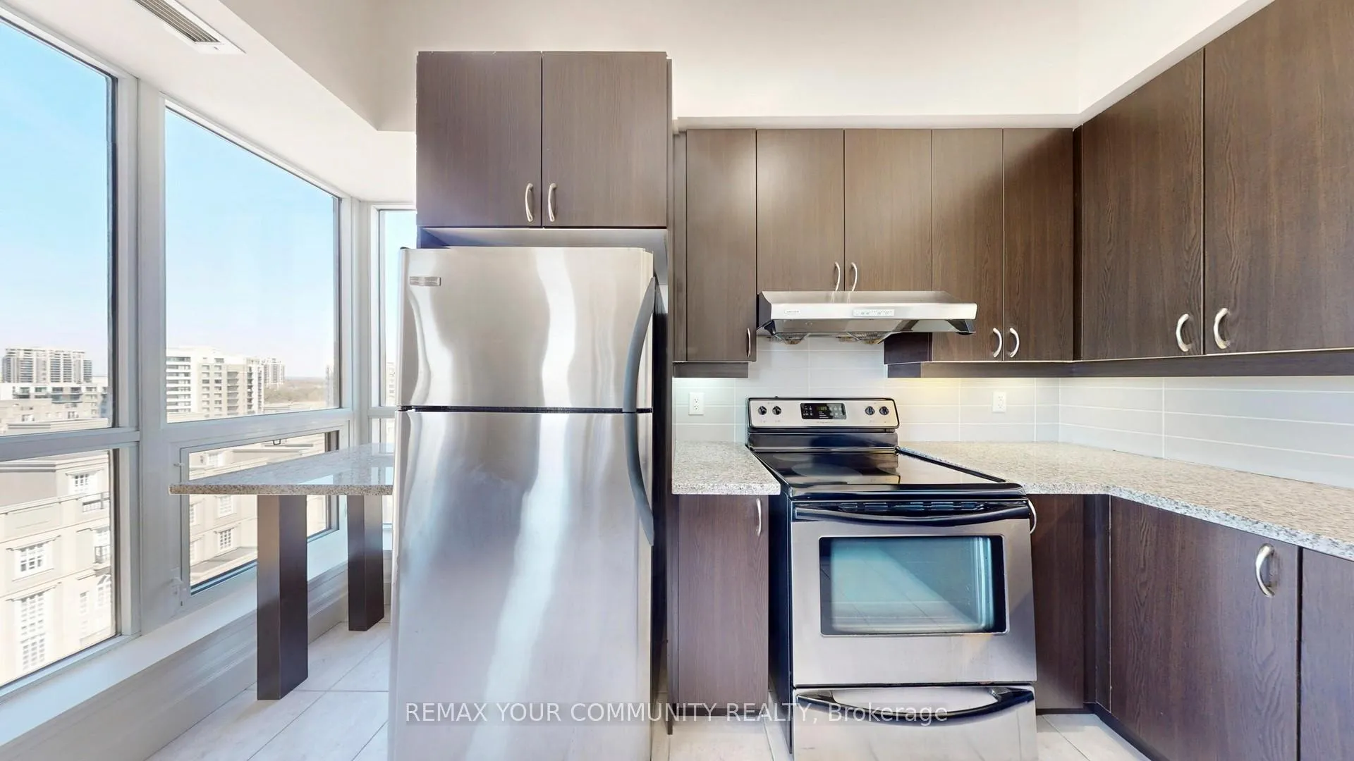 Photo 19 of Unit 703, 21 Upper Duke Crescent, Markham, Unionville — HOMEH
