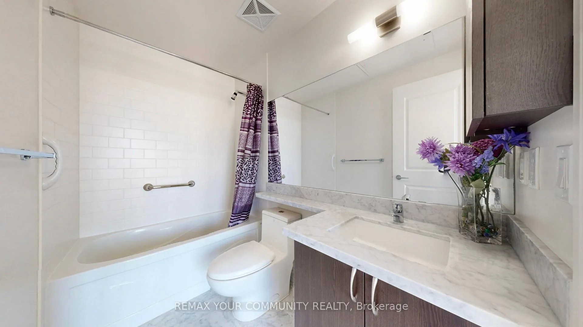 Photo 26 of Unit 703, 21 Upper Duke Crescent, Markham, Unionville — HOMEH