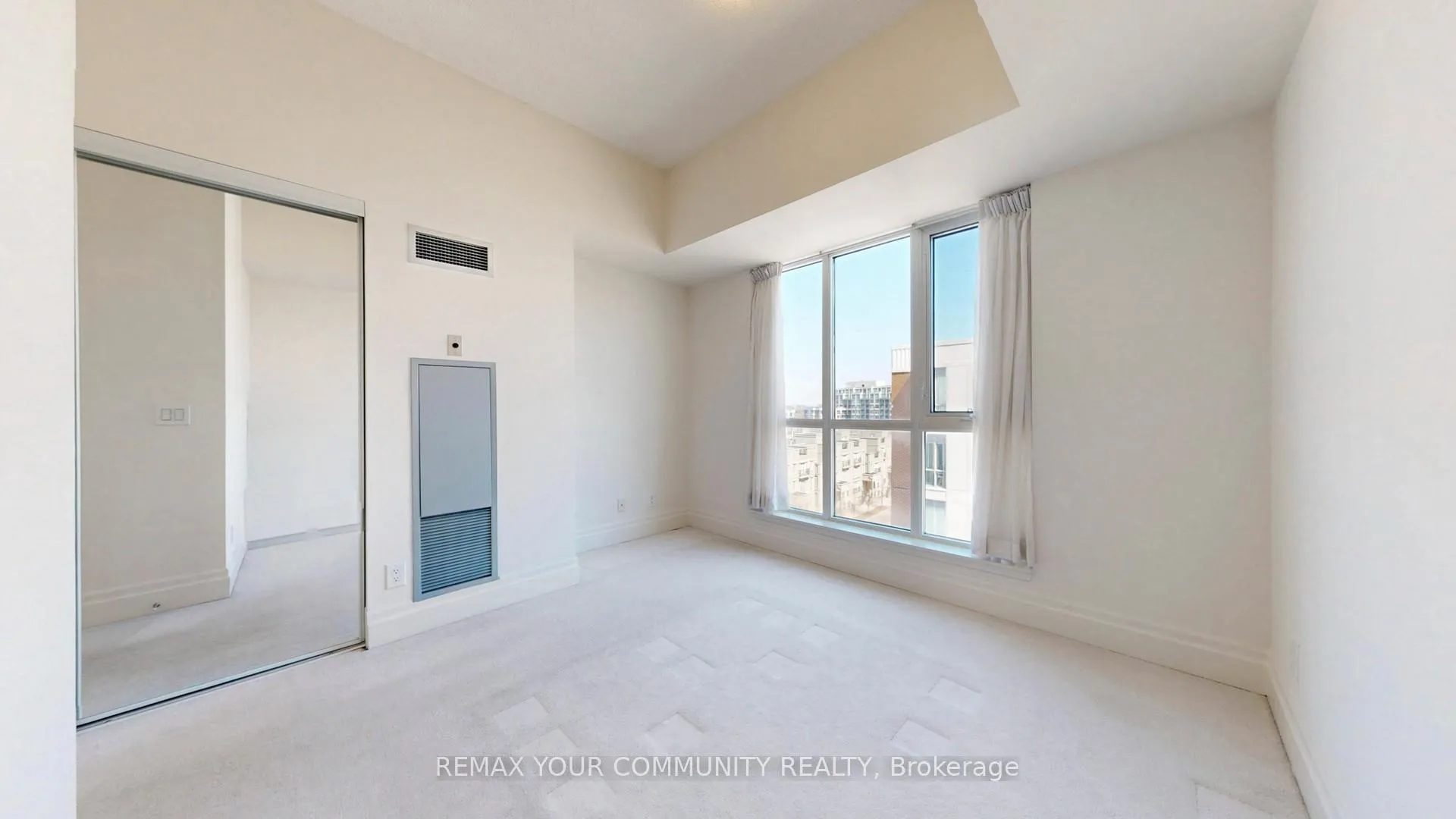 Photo 30 of Unit 703, 21 Upper Duke Crescent, Markham, Unionville — HOMEH